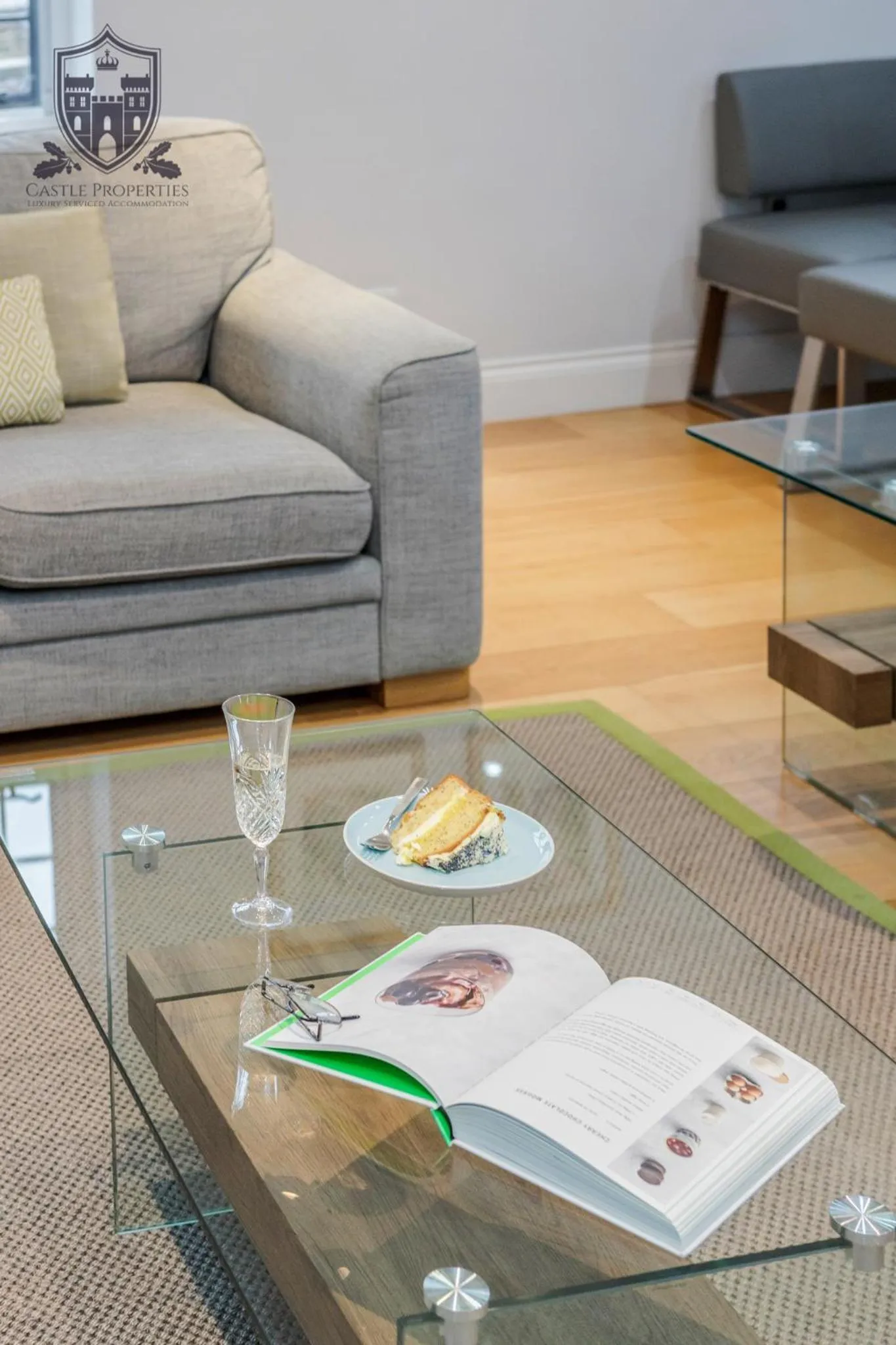 Communal lounge/ TV room in Castle Properties:Eton-The College