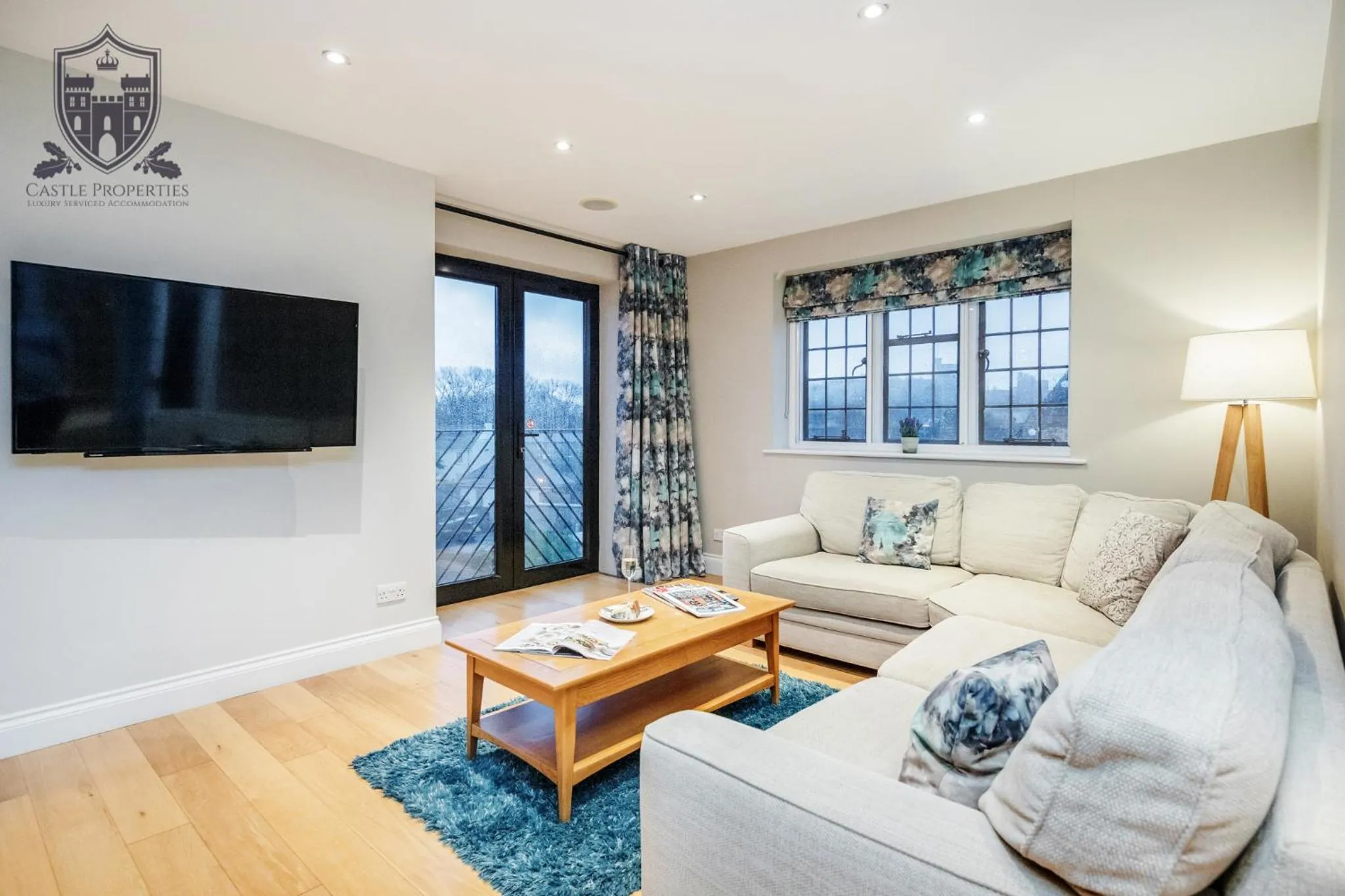 Communal lounge/ TV room in Castle Properties:Eton-The College