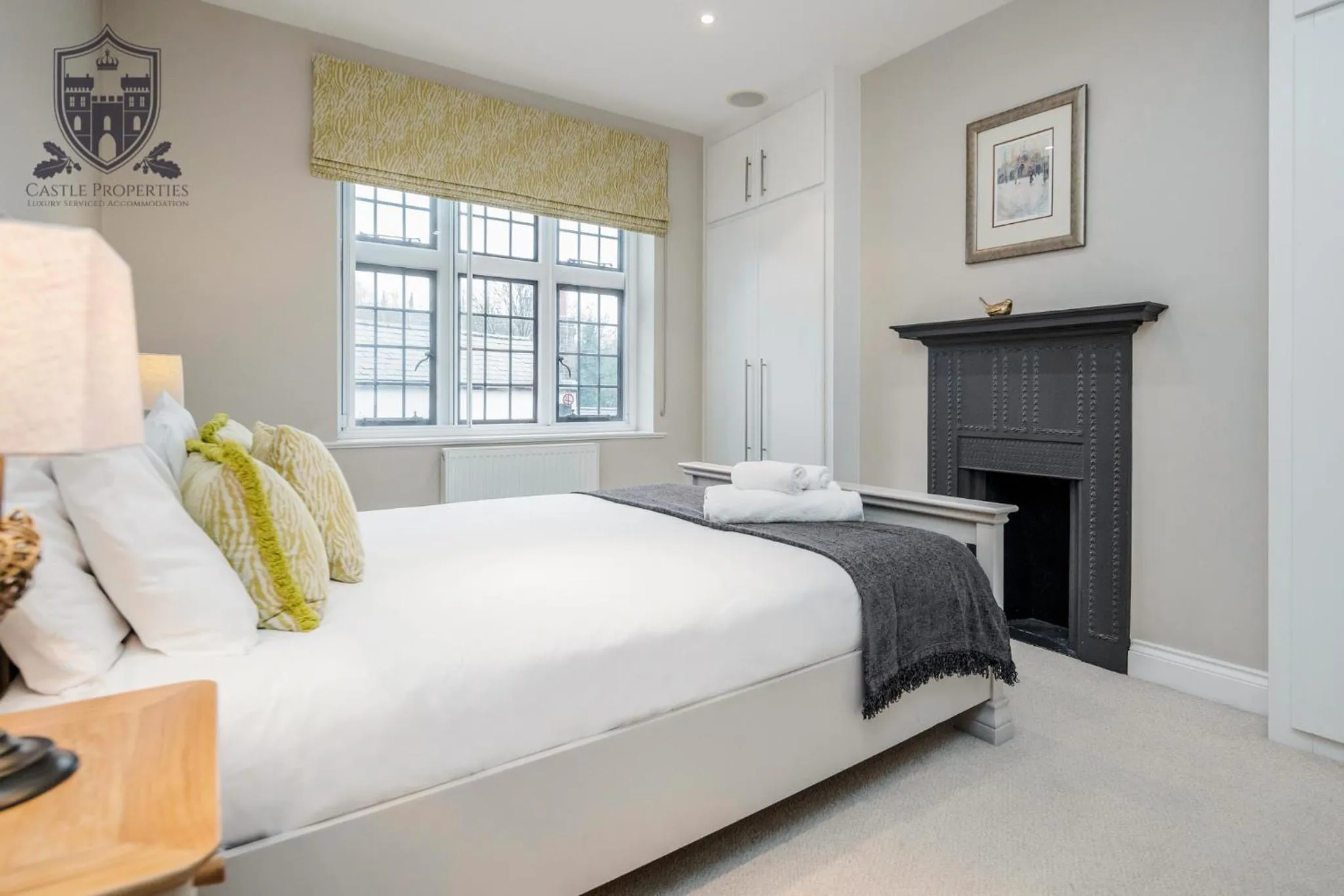 Bed in Castle Properties:Eton-The College