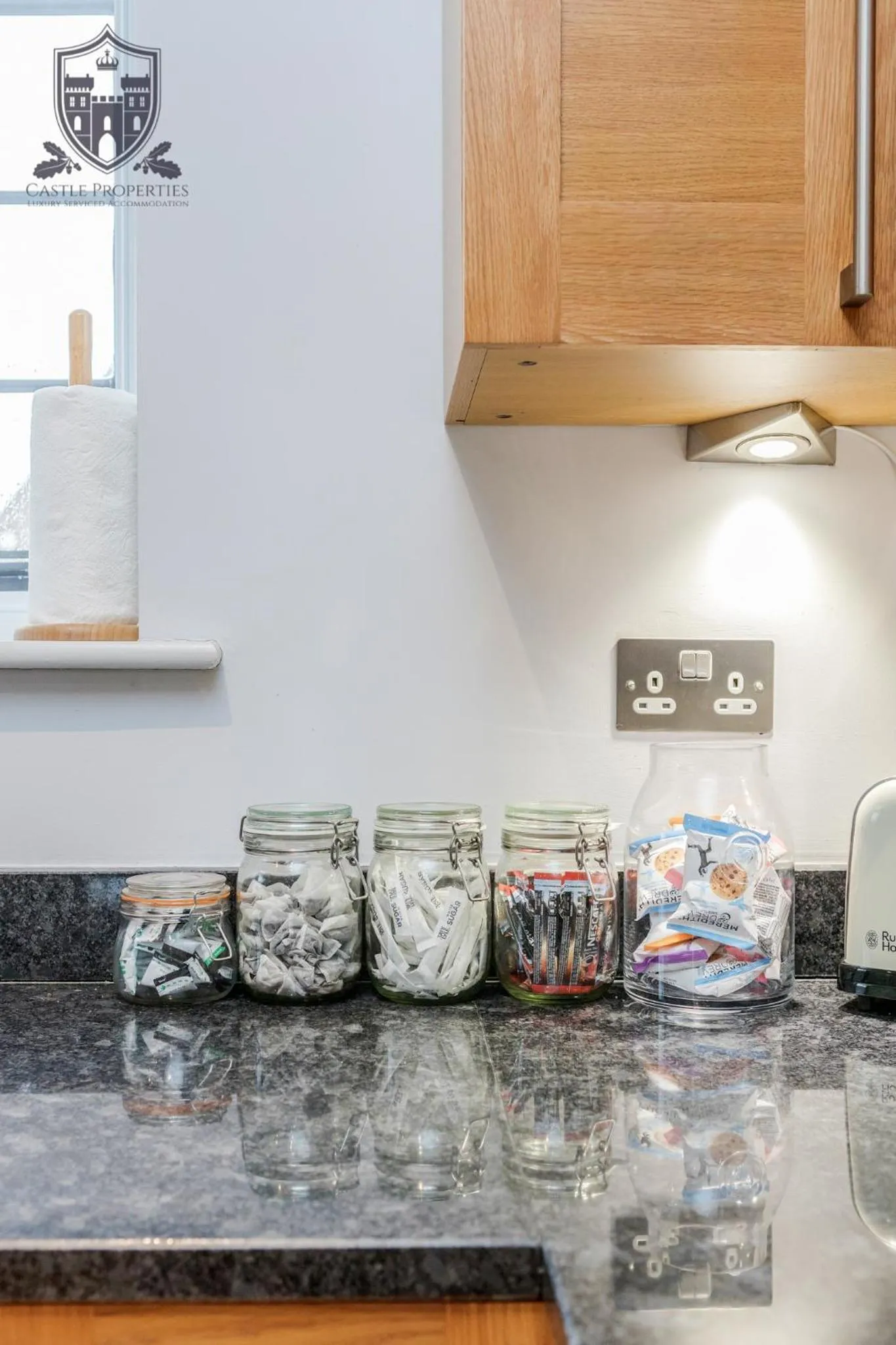 Coffee/tea facilities in Castle Properties:Eton-The College