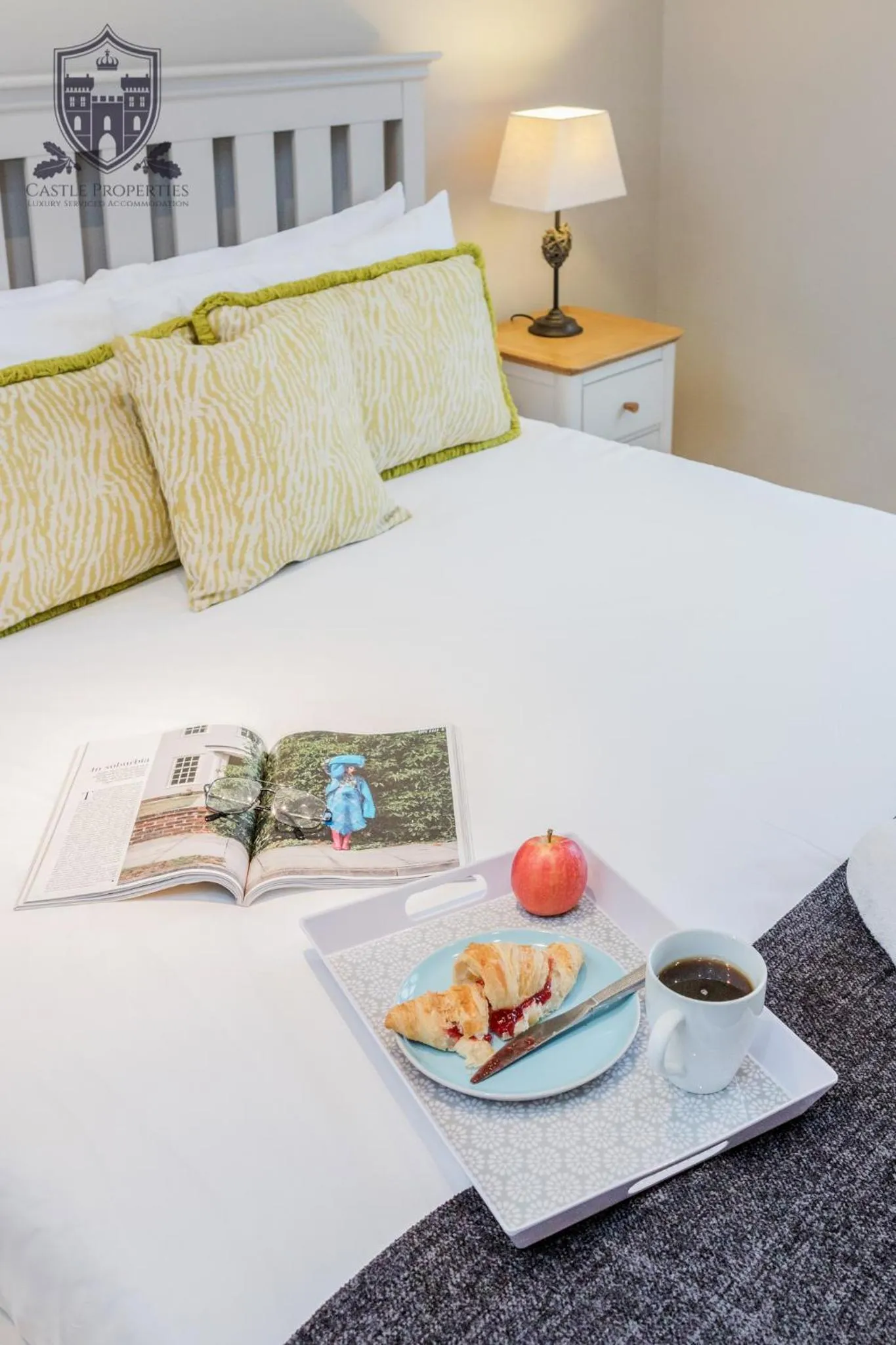 Bed in Castle Properties:Eton-The College