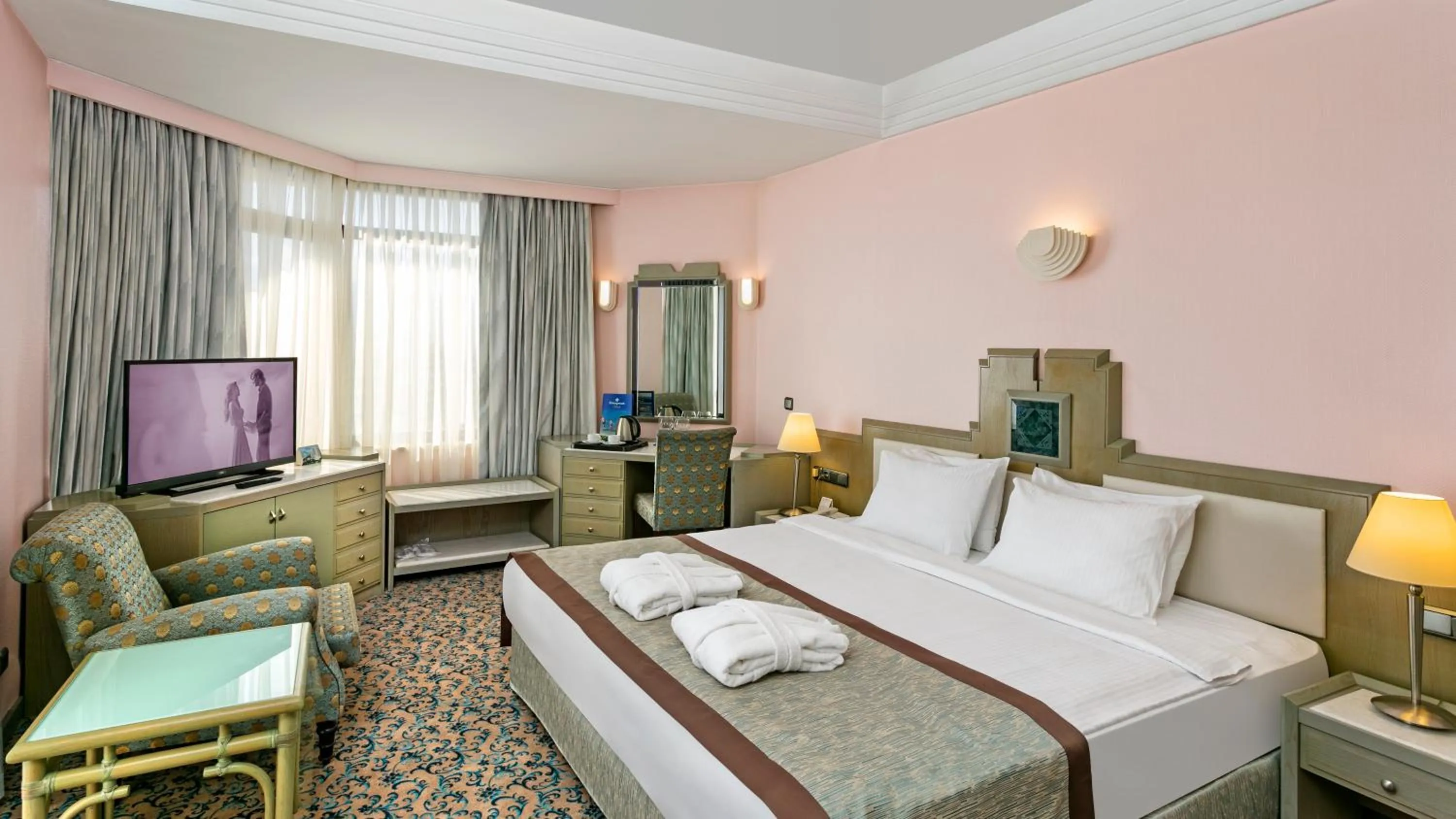 Photo of the whole room in Özkaymak Falez Hotel