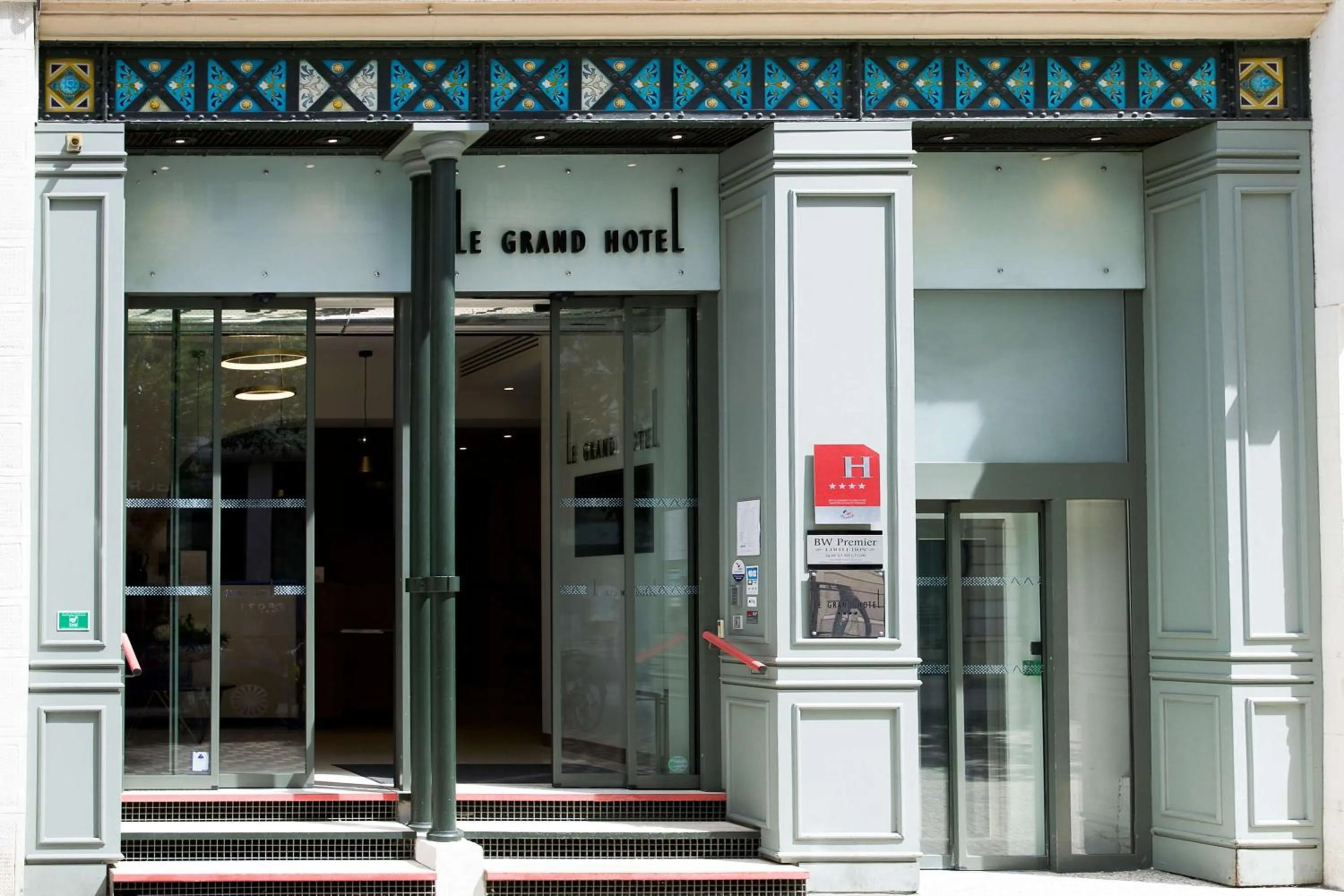 Property building in Le Grand Hôtel Grenoble, BW Premier Collection by Best Western