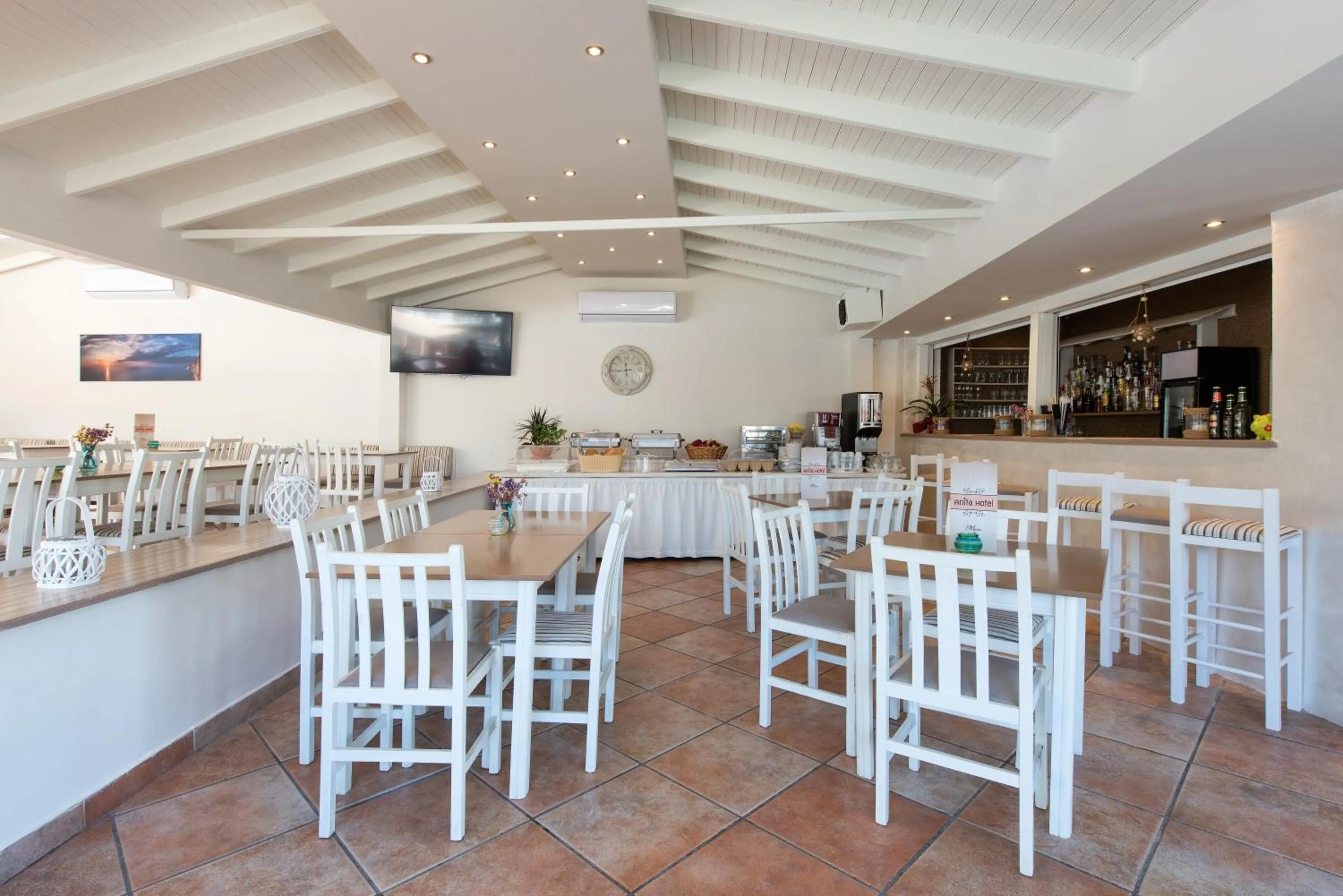 Lounge or bar in Anita