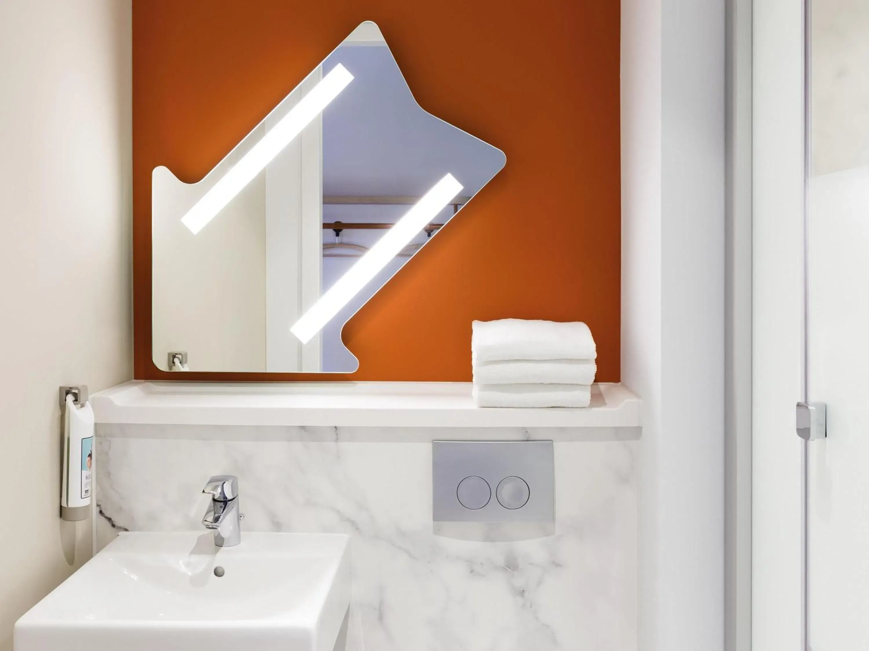 Twin Room in ibis budget Stein Maastricht Twin Room in ibis budget Stein Maastricht