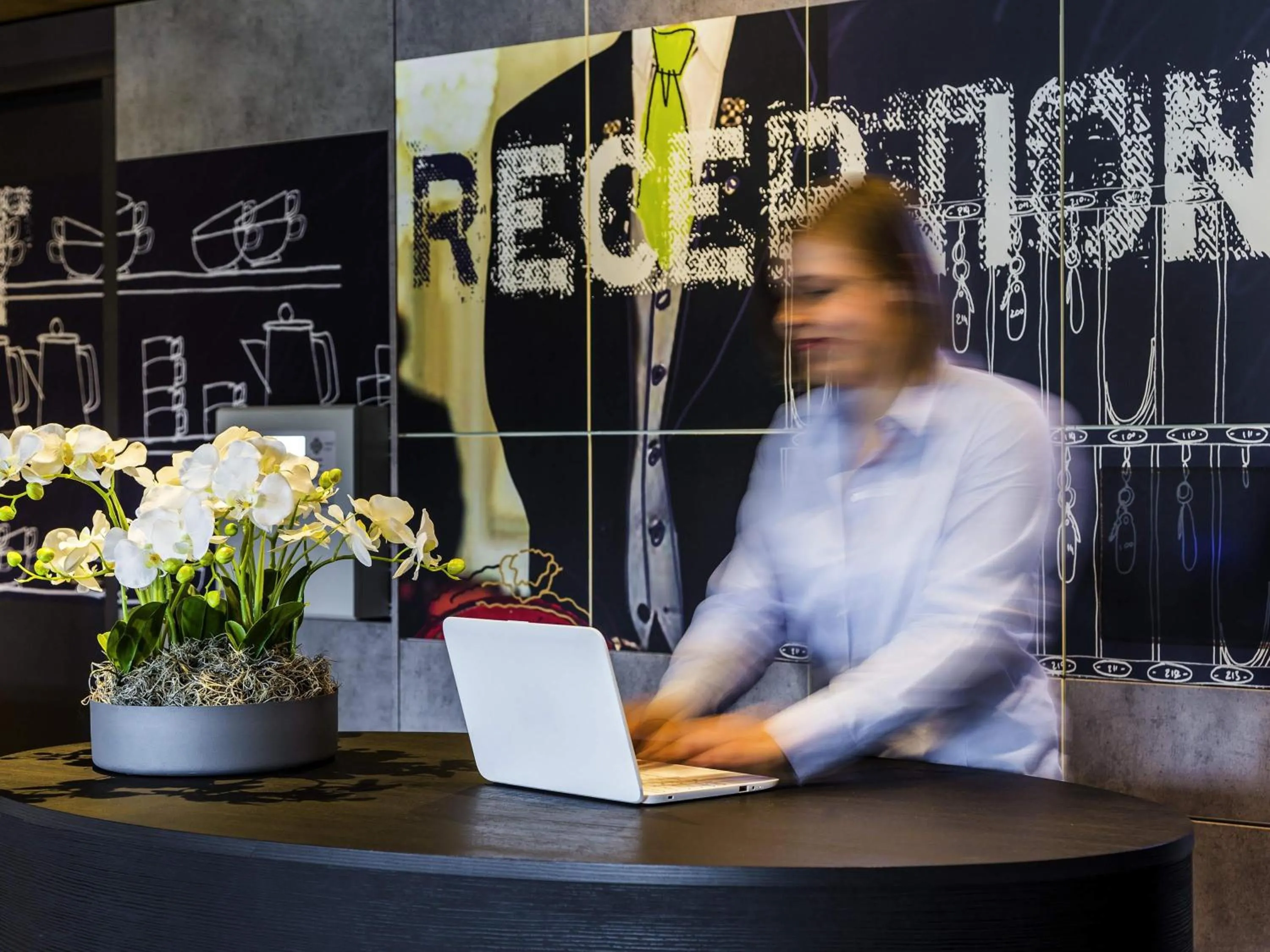 Lounge or bar in ibis budget Stein Maastricht