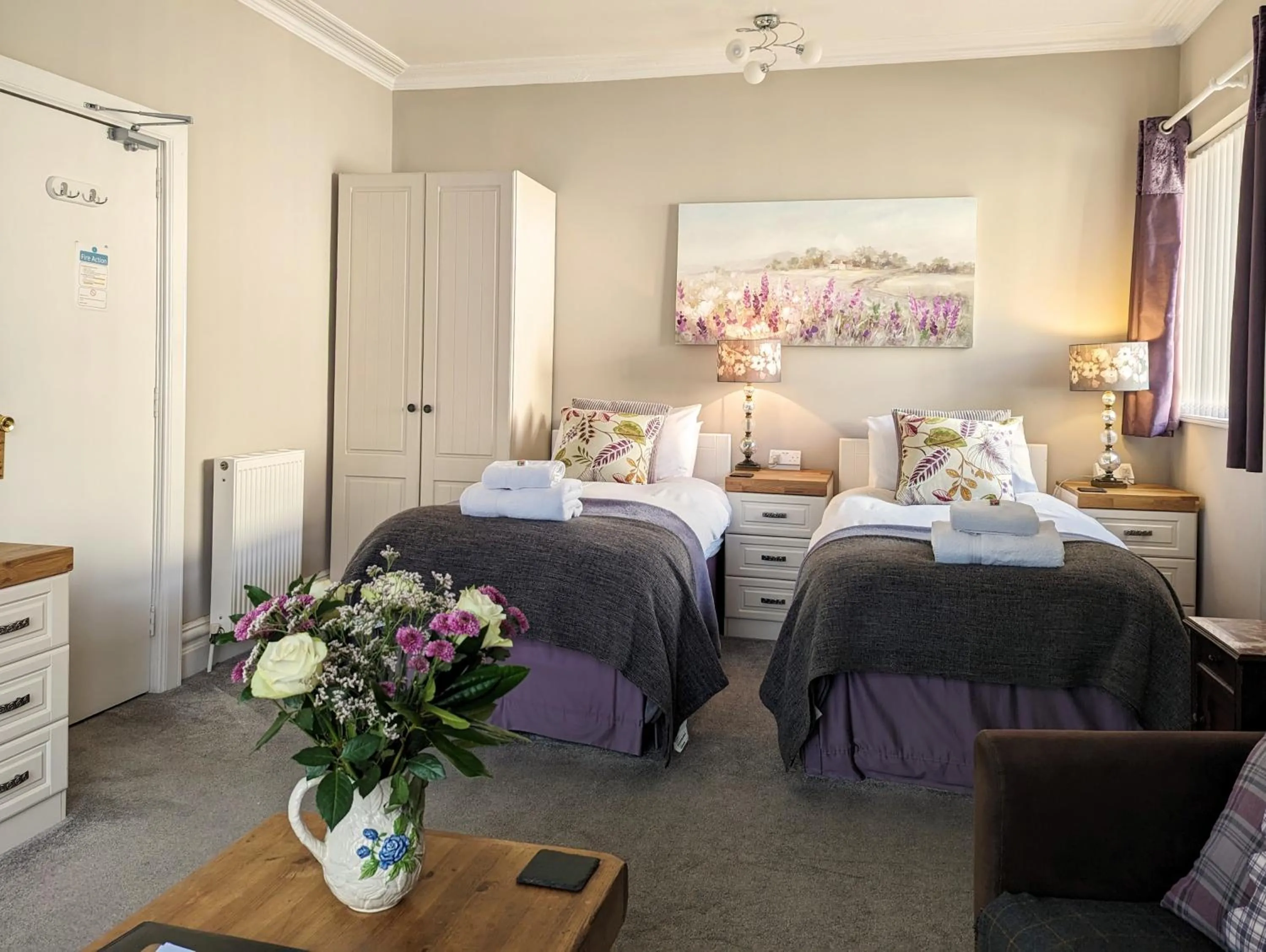 Bed in Alexander Lodge