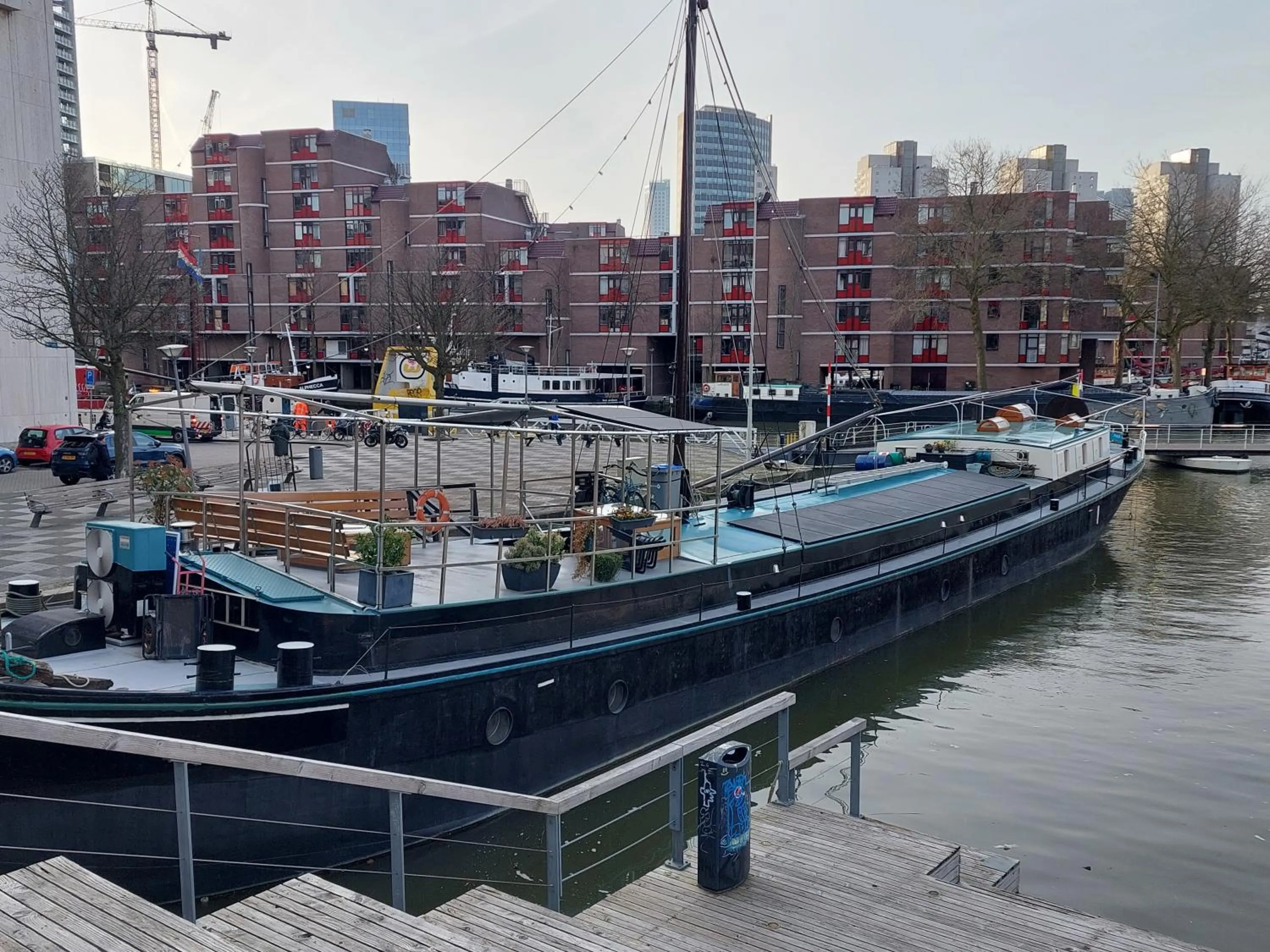 Property building in Boat Rooms on Water b&b