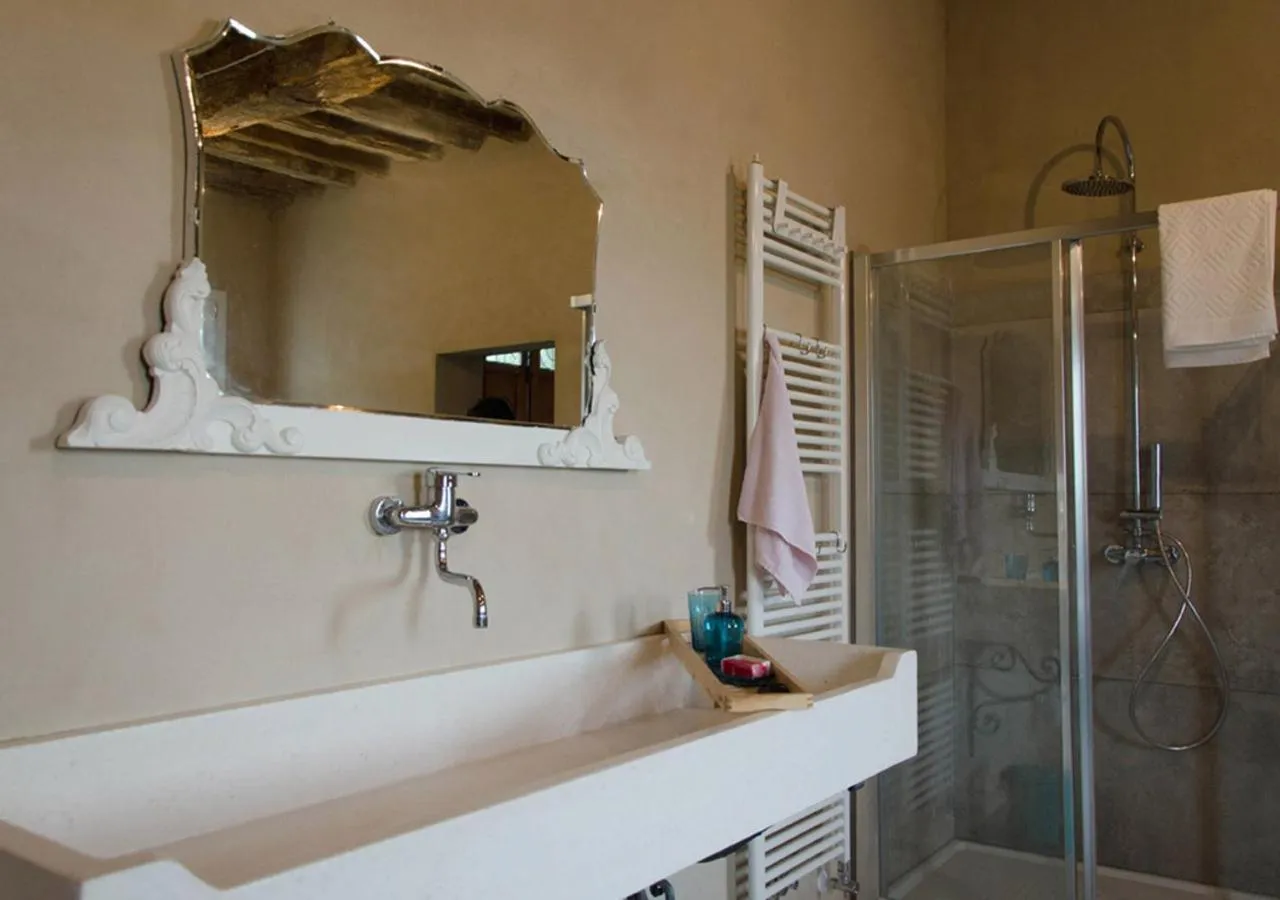 Bathroom in B&B Antica cascina