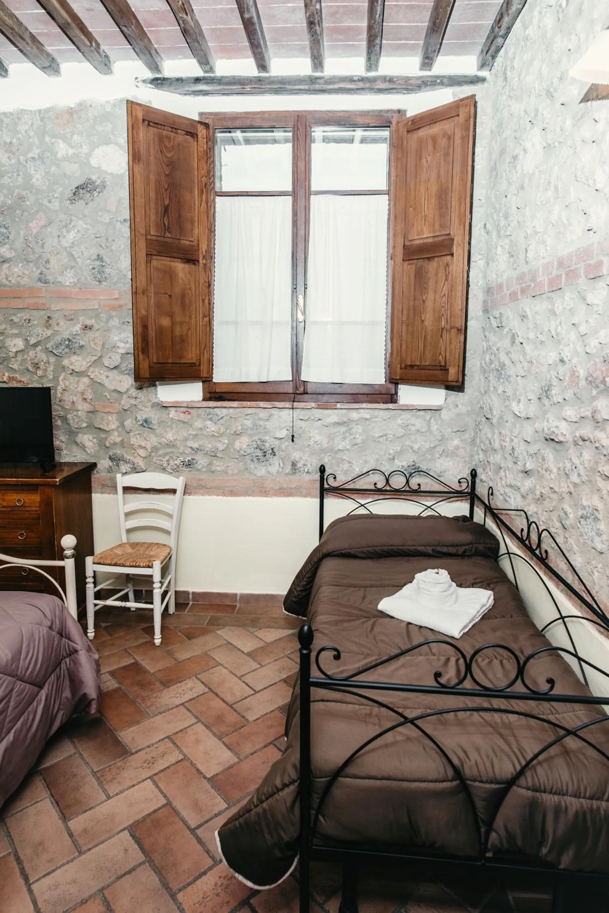 Bed in Casa Di Campagna In Toscana