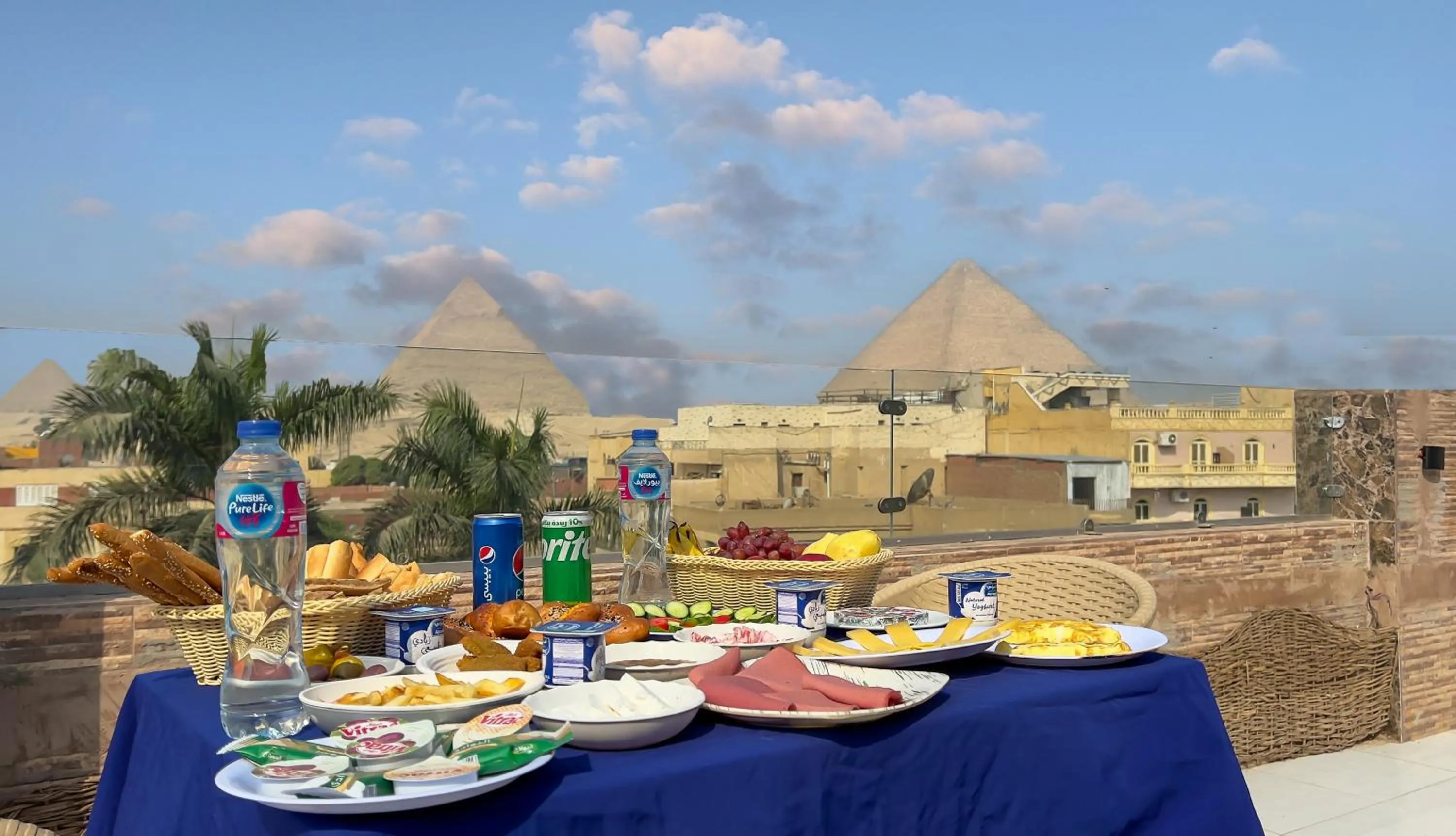 Restaurant/places to eat in Makadi Pyramids View