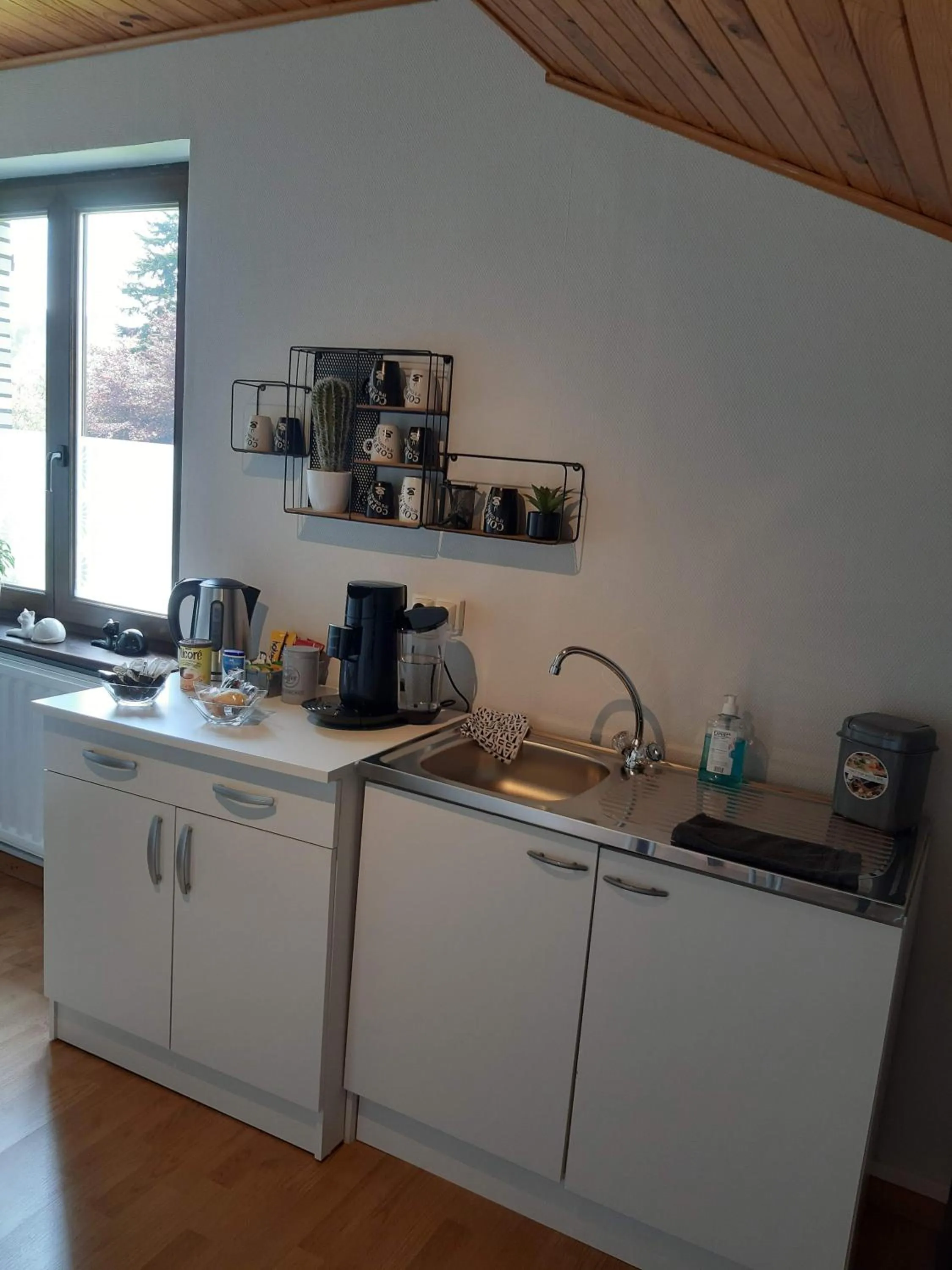Coffee/tea facilities in B&B Circuitez-vous