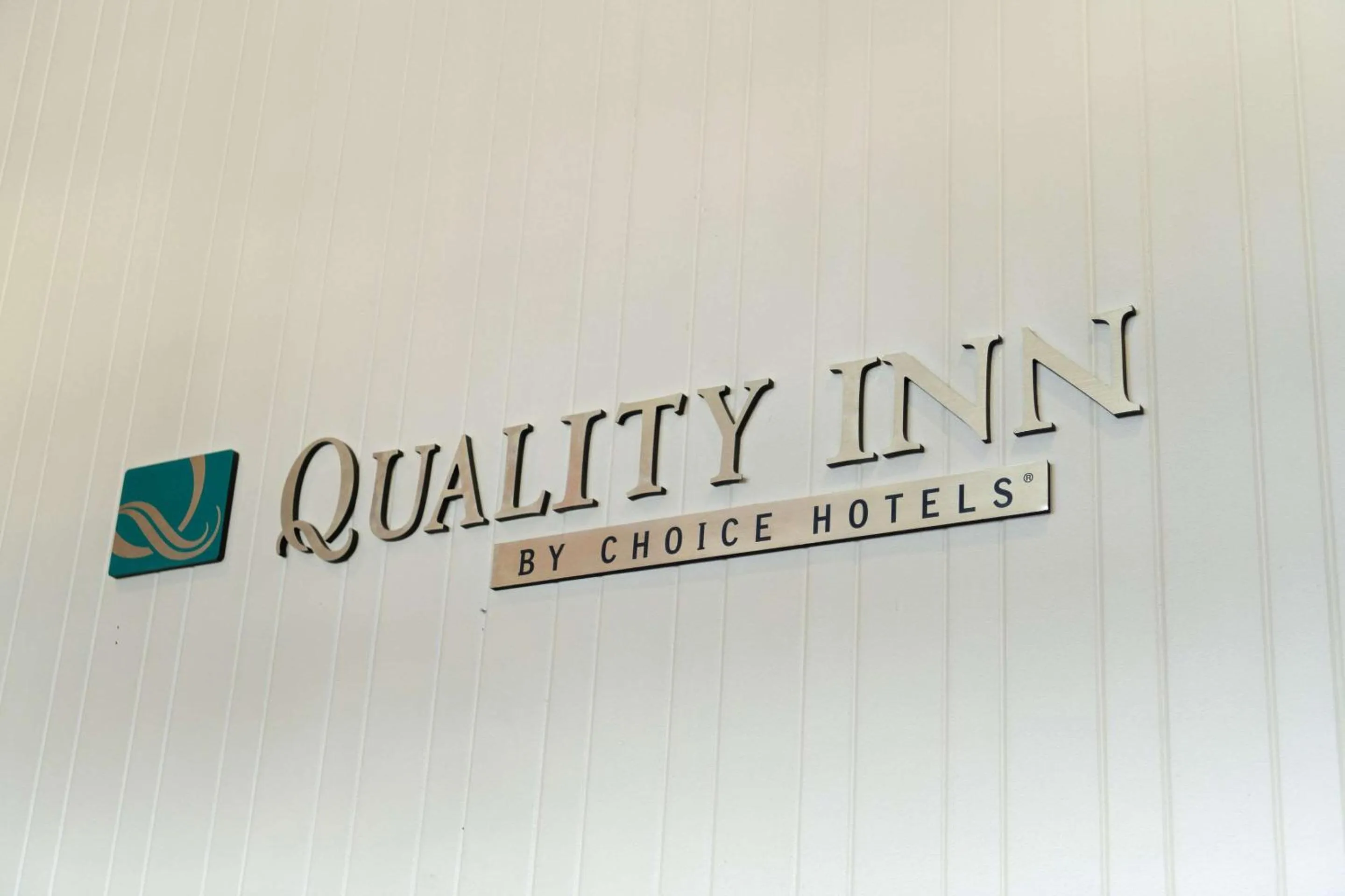 Property building in Quality Inn Somerset