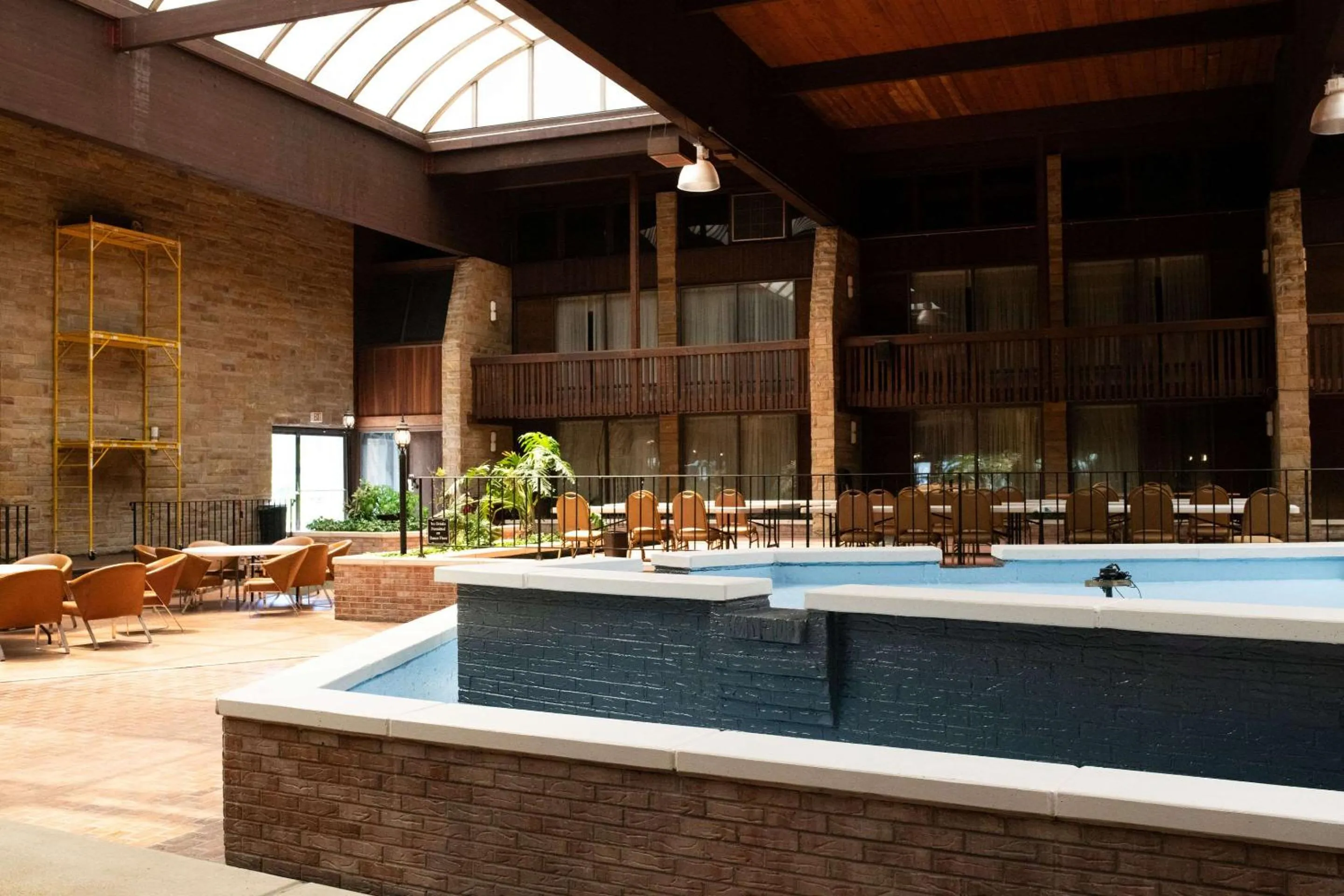 Swimming pool in Quality Inn Somerset