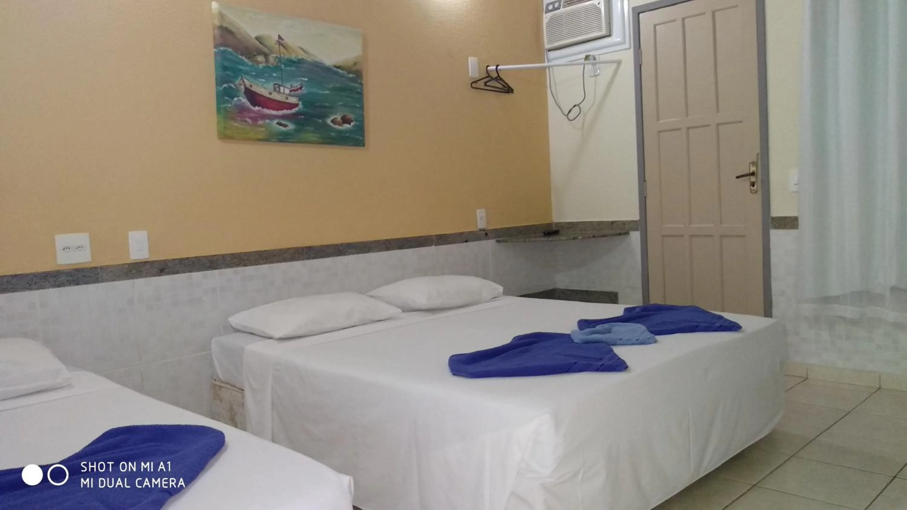 Photo of the whole room, Bed in Duas Praias Hotel Pousada