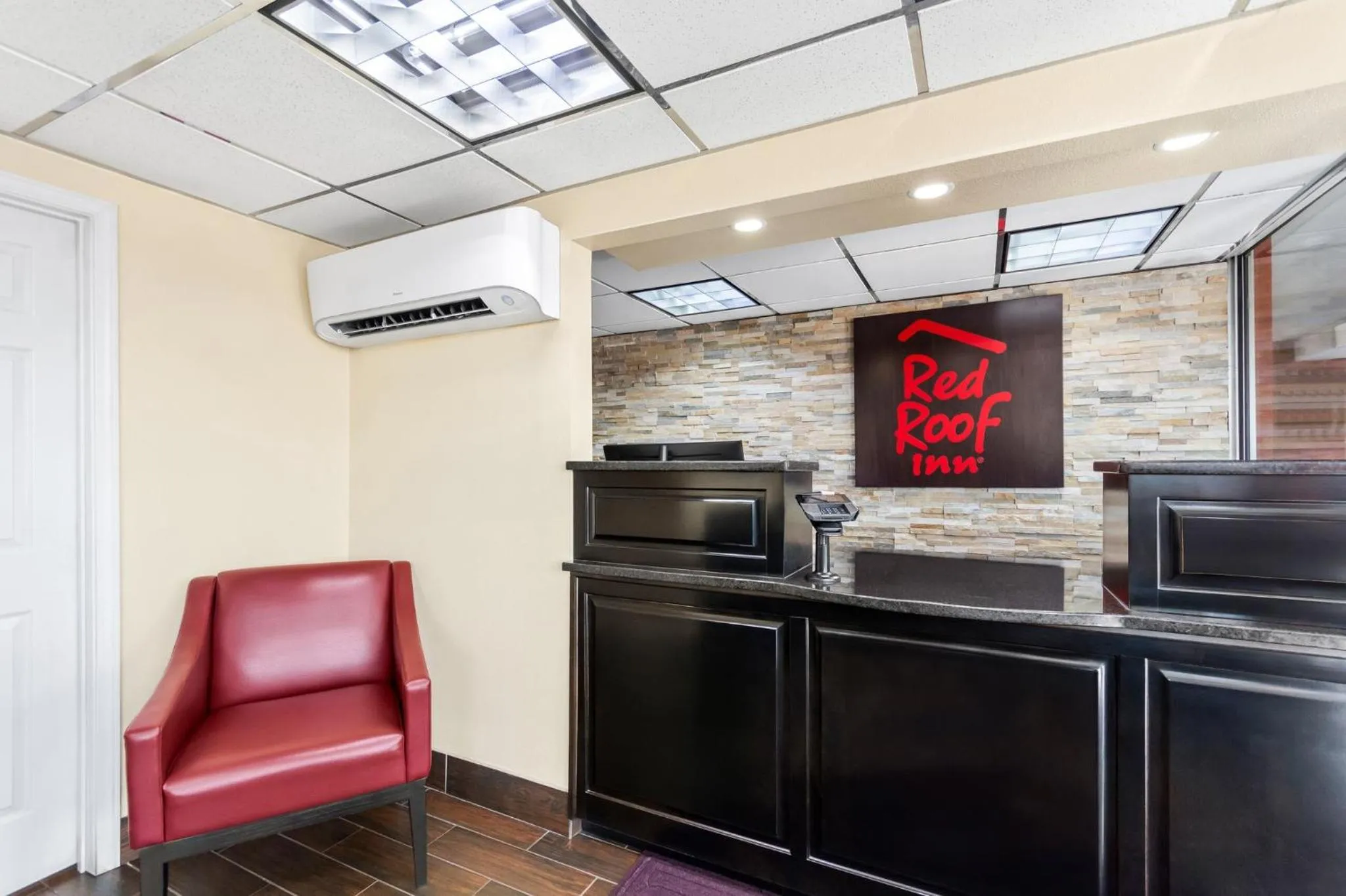Lobby or reception in Red Roof Inn Berea