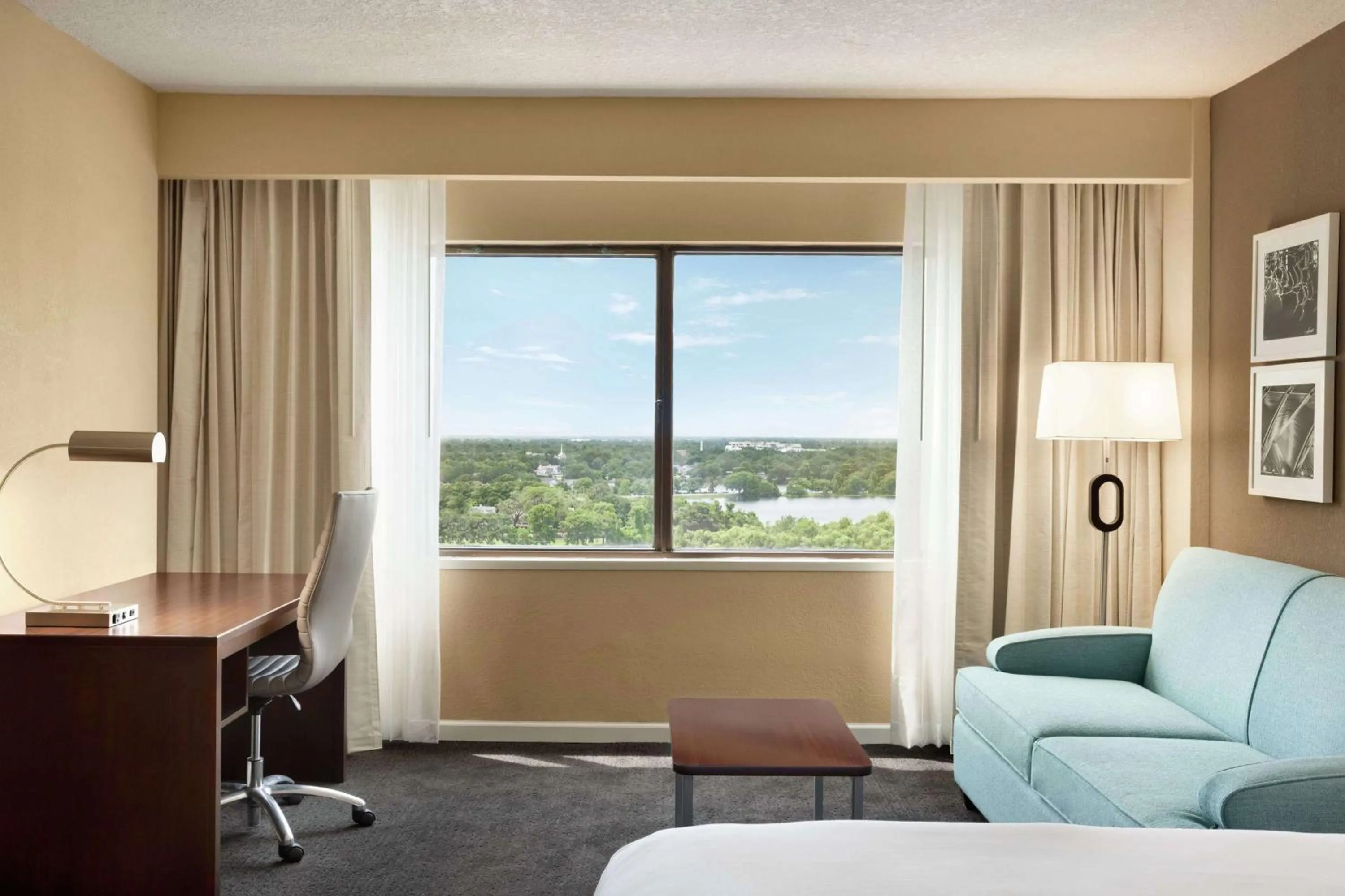 Photo of the whole room in DoubleTree by Hilton Orlando Downtown