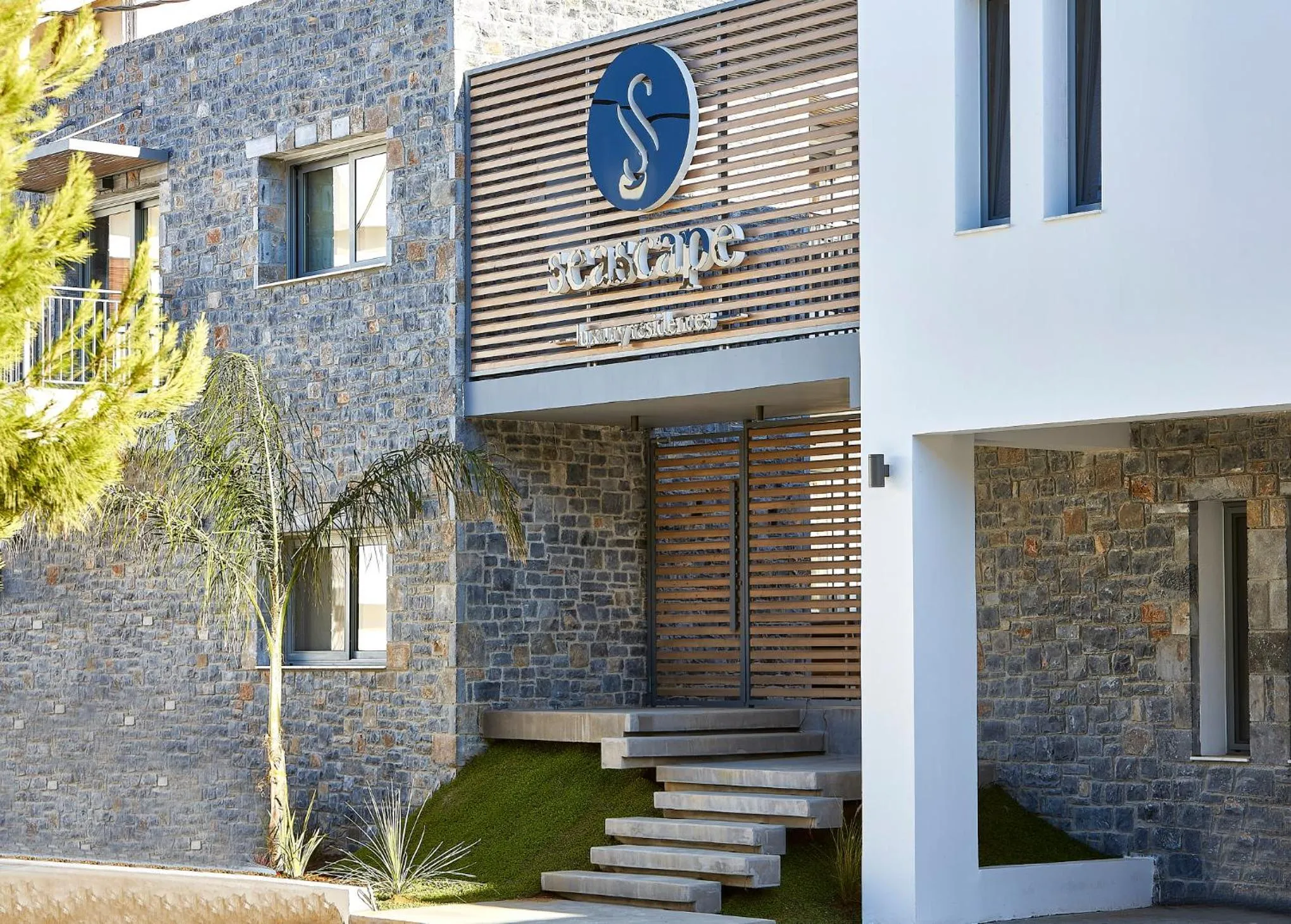 Facade/entrance in Seascape Luxury Residences