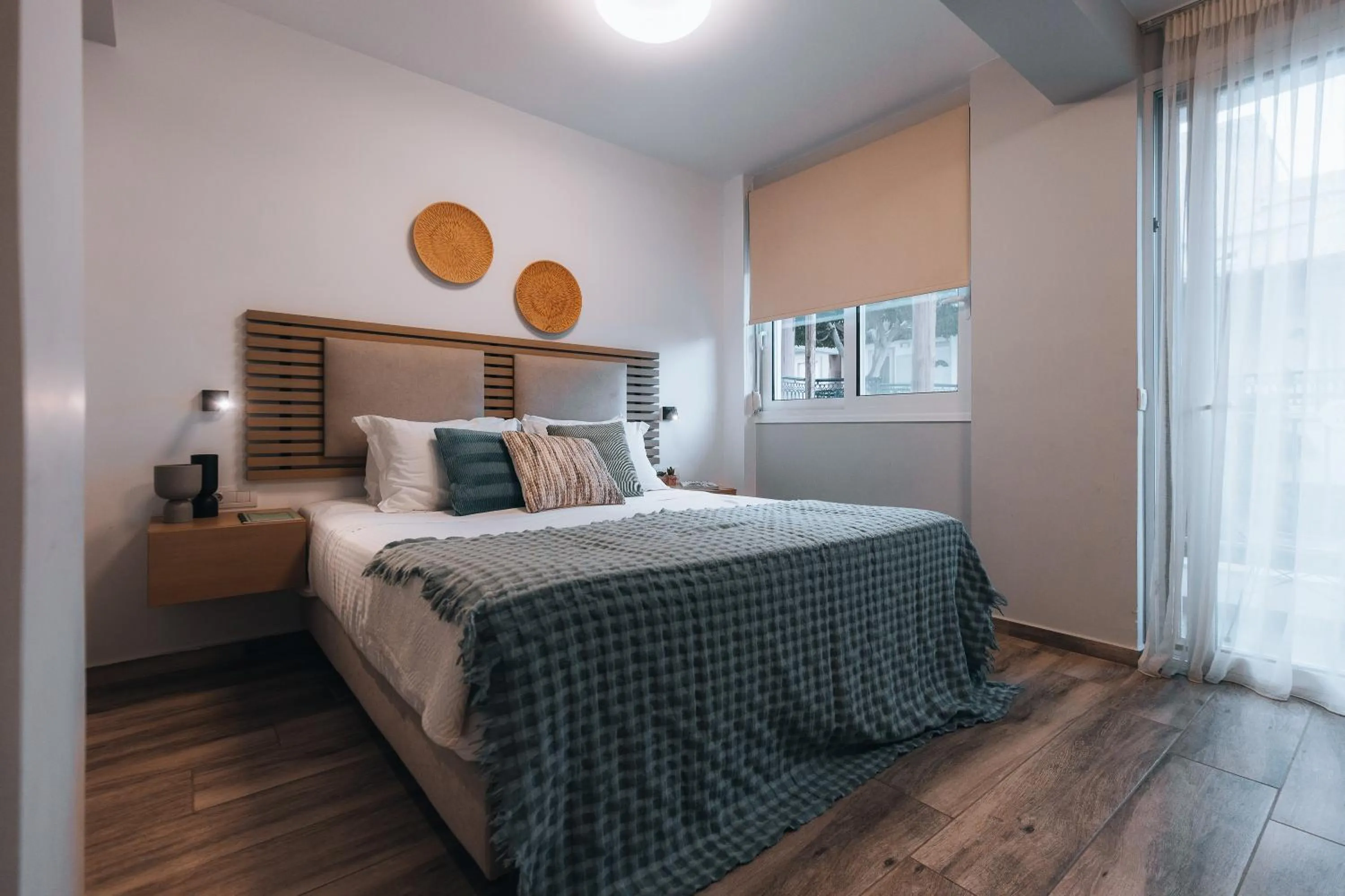 Bed in Seascape Luxury Residences