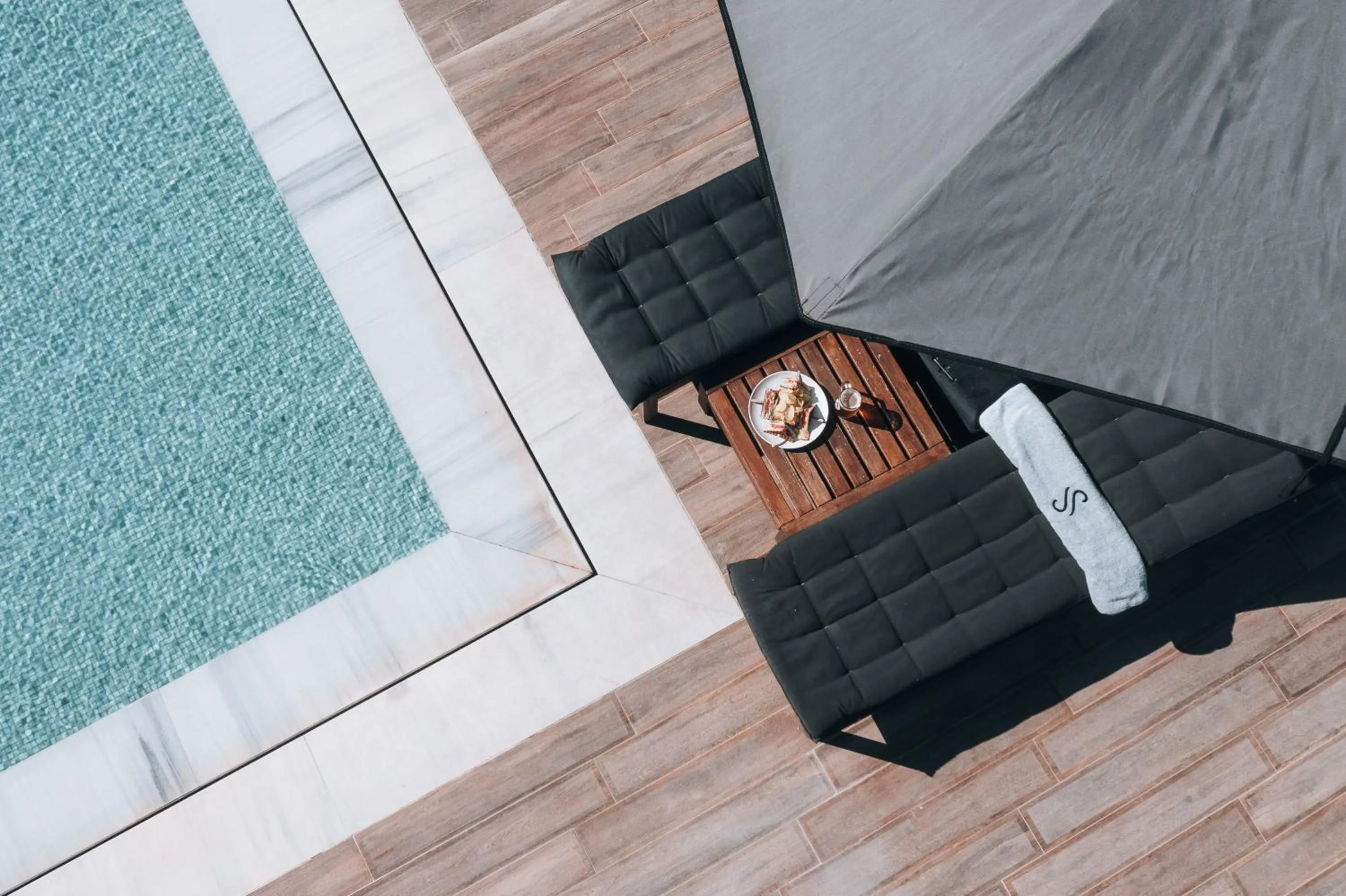 Food and drinks in Seascape Luxury Residences