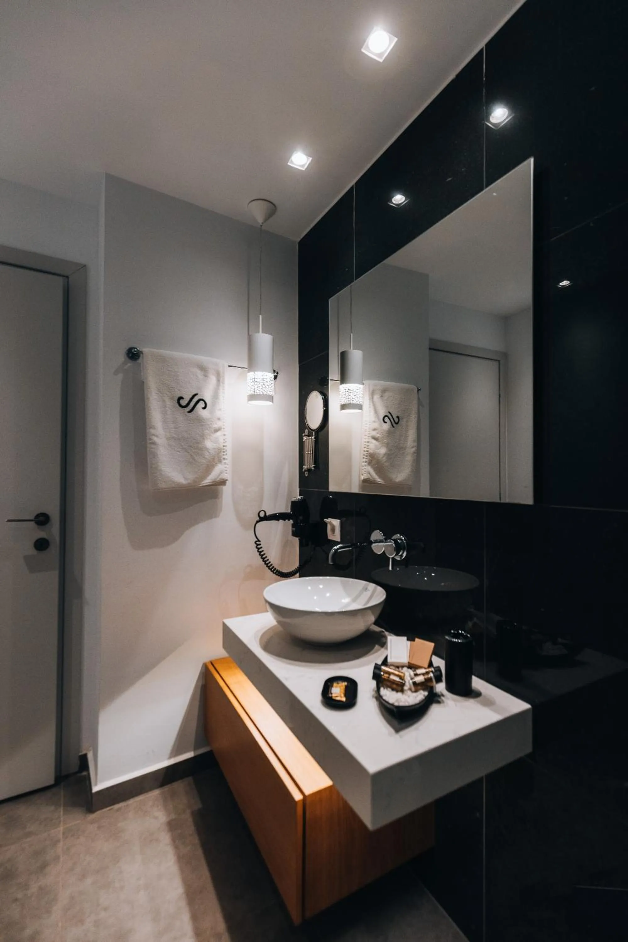 Bathroom in Seascape Luxury Residences