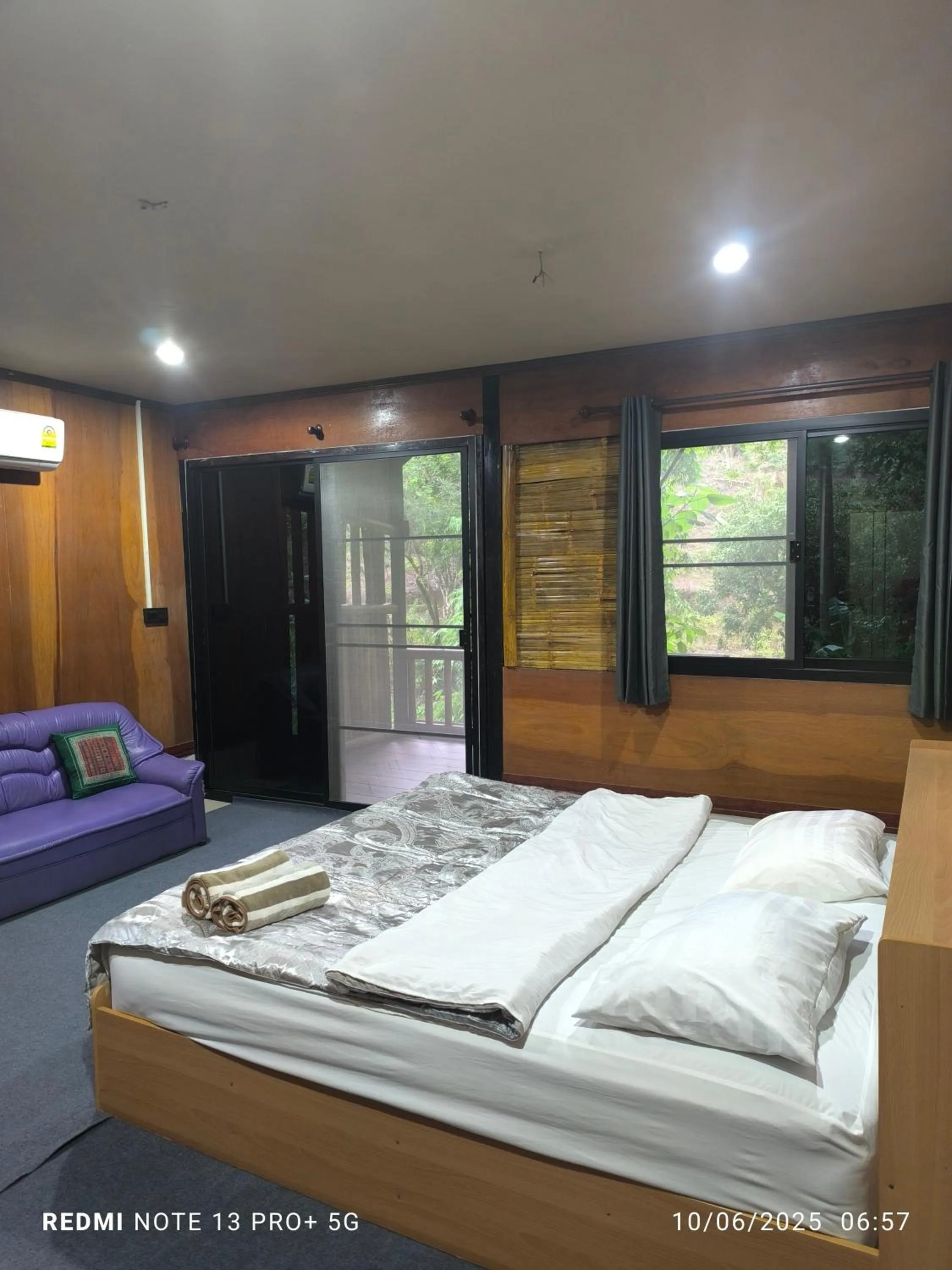 Bed in Hill Tribe Art House (Lahu & Akha Homestay)