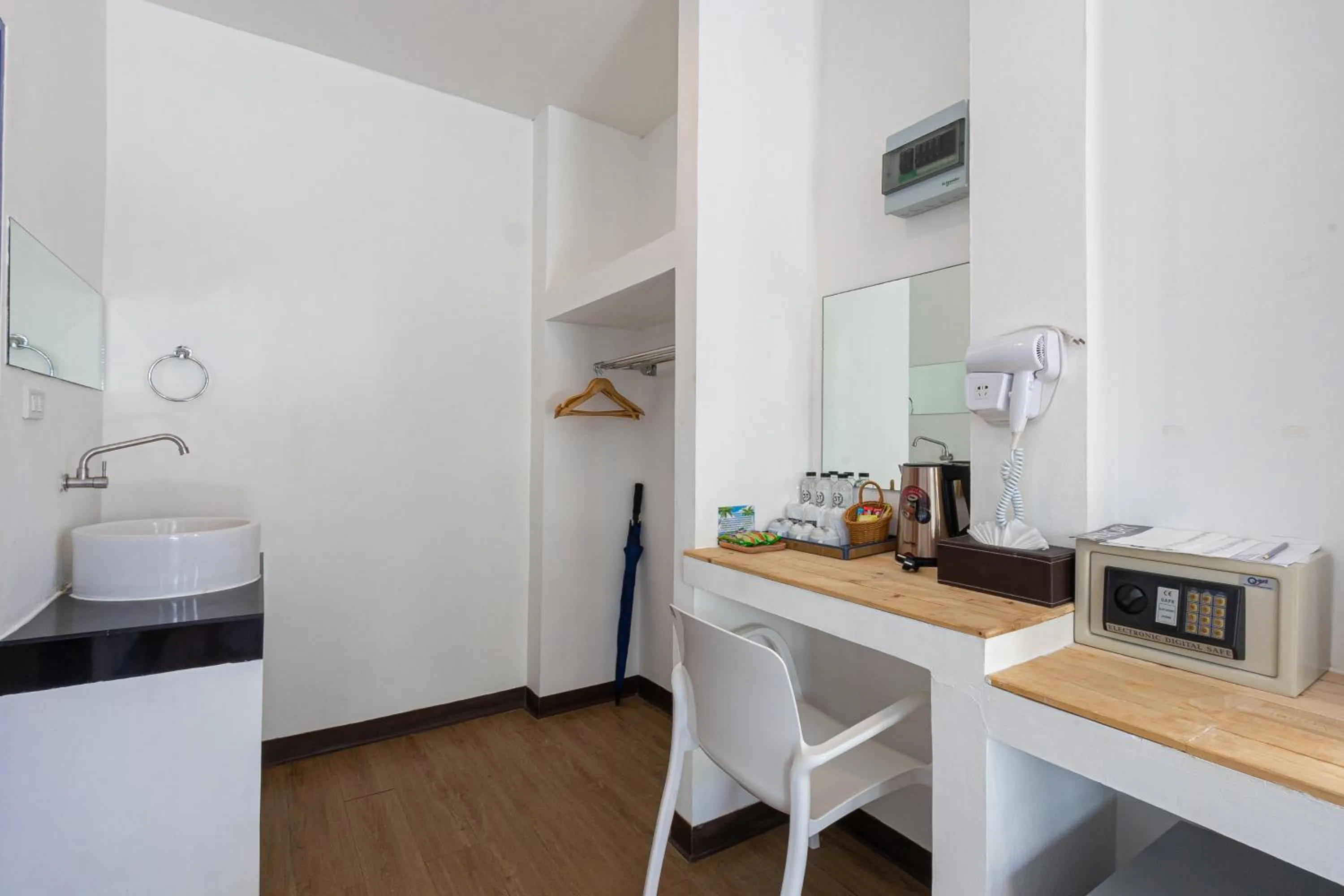 Property building in Three Trees Samui Resort - Sarocha Villa