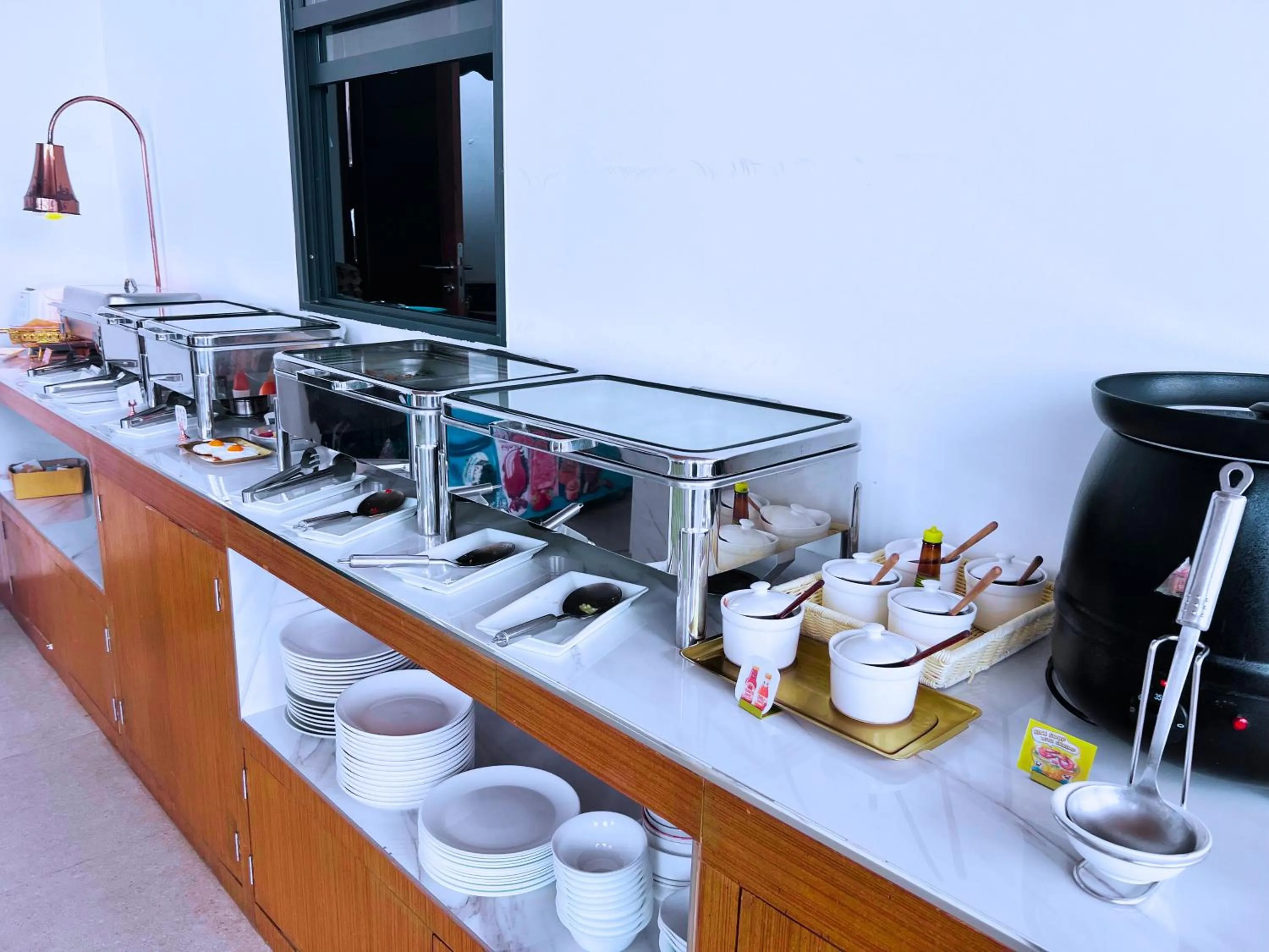 Restaurant/places to eat in Three Trees Samui Resort - Sarocha Villa