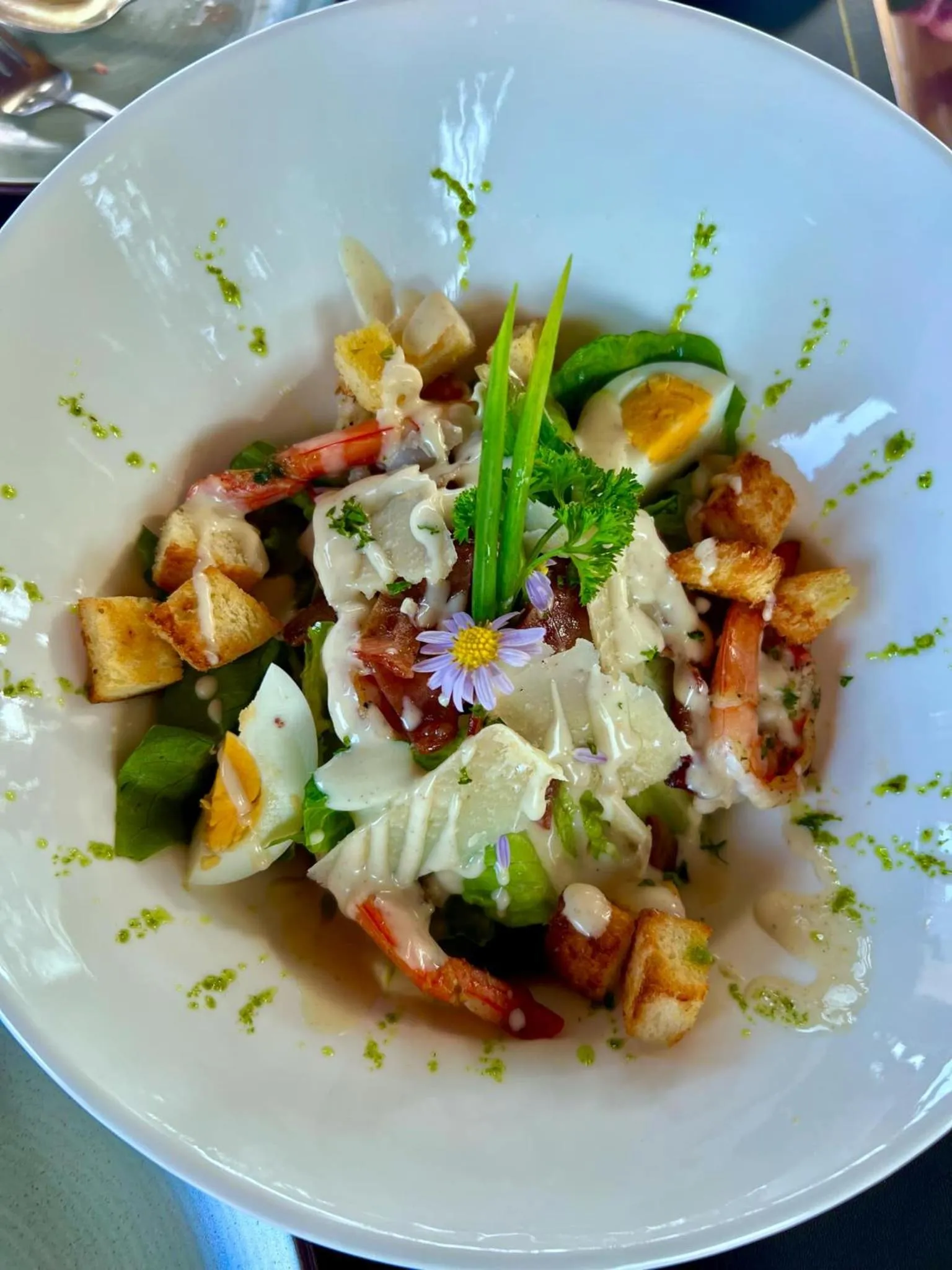 Restaurant/places to eat in Three Trees Samui Resort - Sarocha Villa