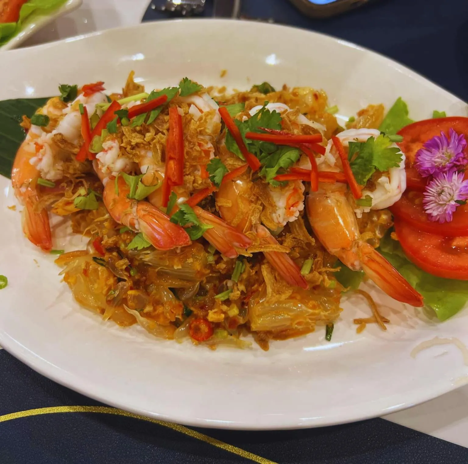 Restaurant/places to eat in Three Trees Samui Resort - Sarocha Villa