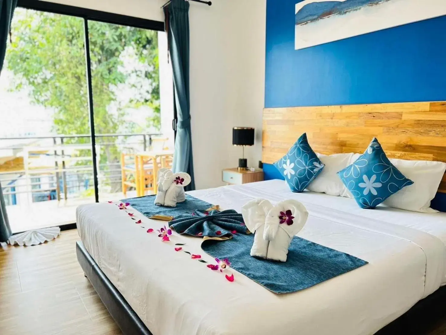 Deluxe King Room in Three Trees Samui Resort - Sarocha Villa Deluxe King Room in Three Trees Samui Resort - Sarocha Villa