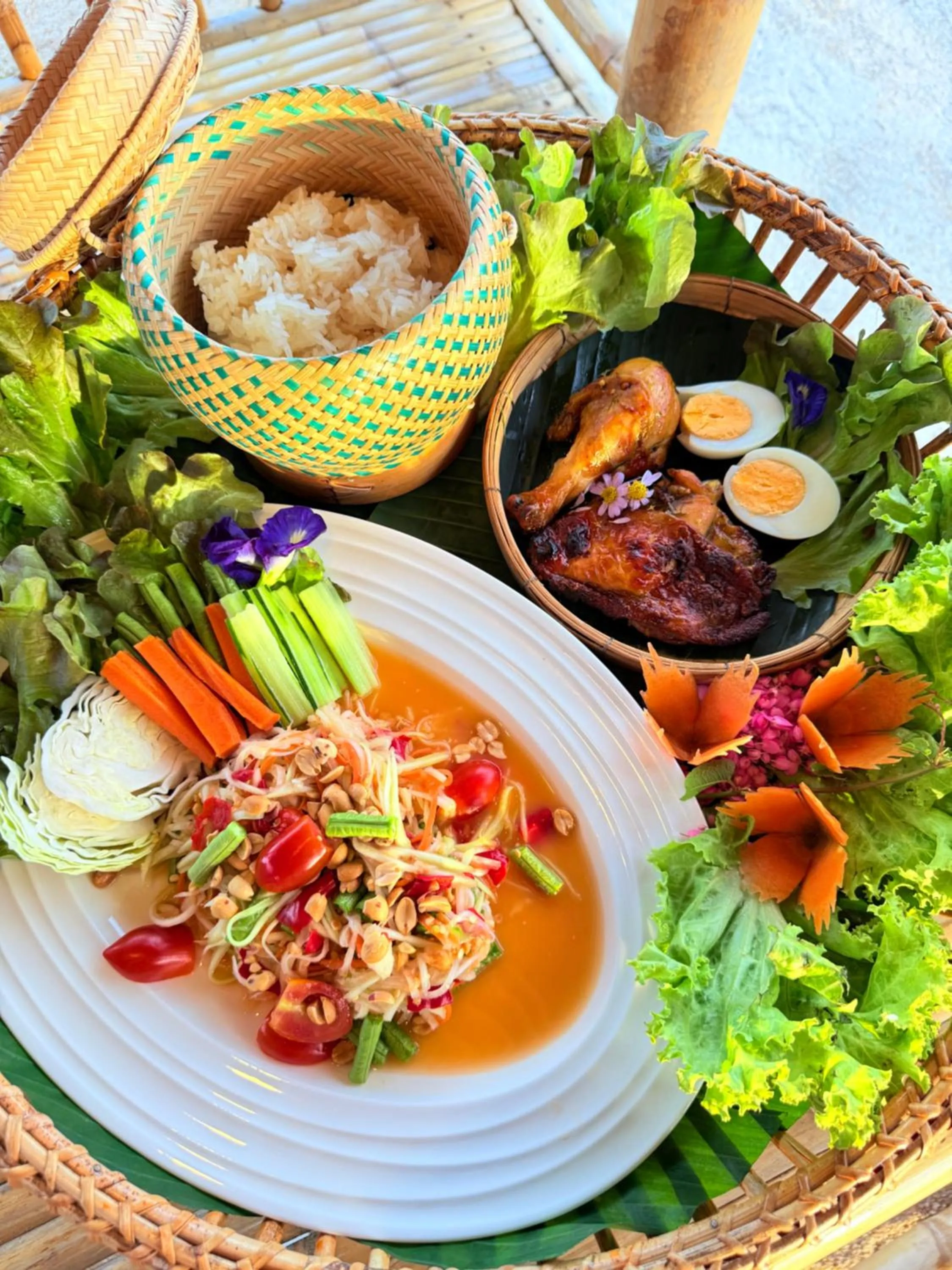 Lunch in Three Trees Samui Resort - Sarocha Villa