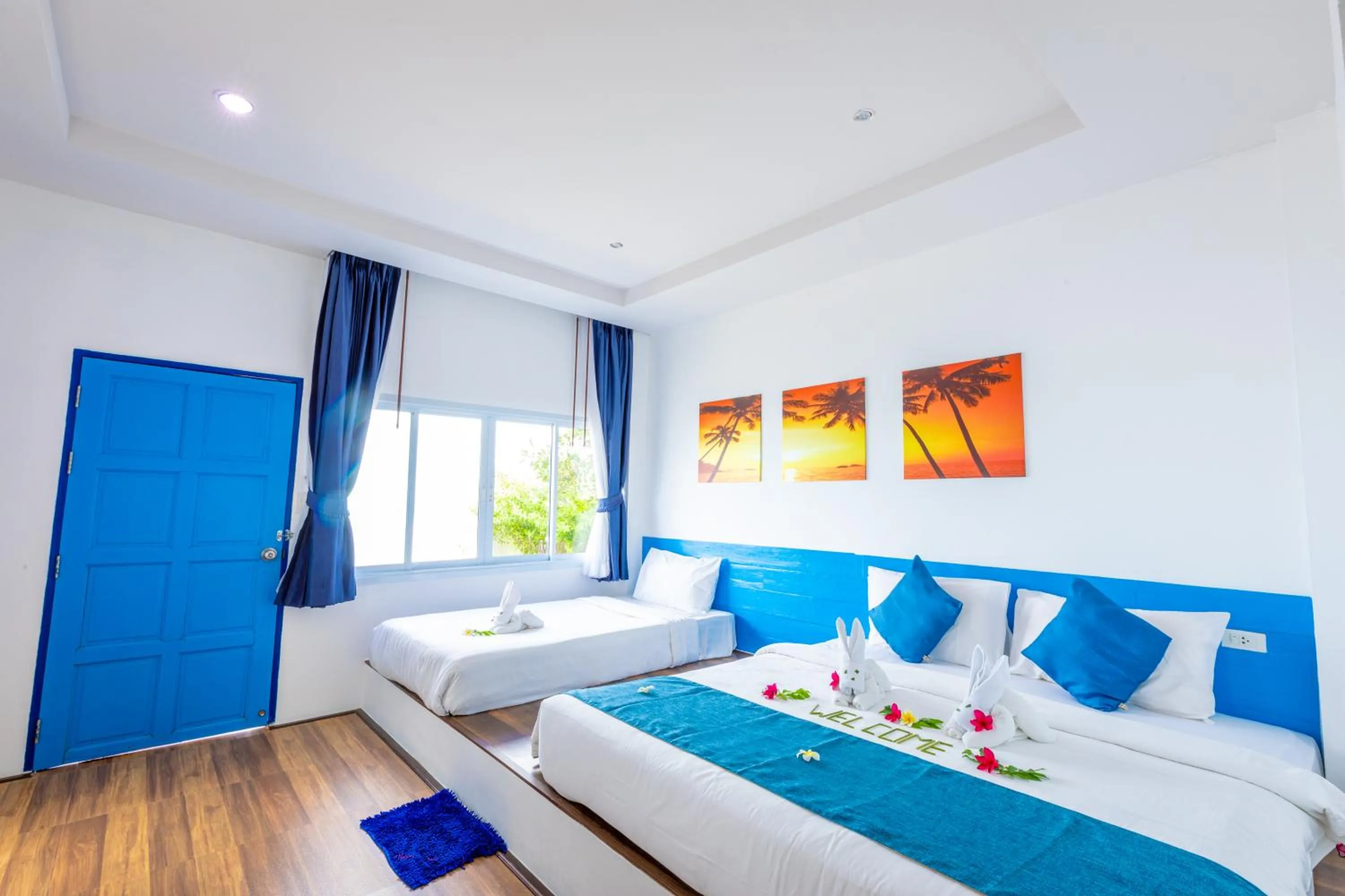 Bed in Three Trees Samui Resort - Sarocha Villa