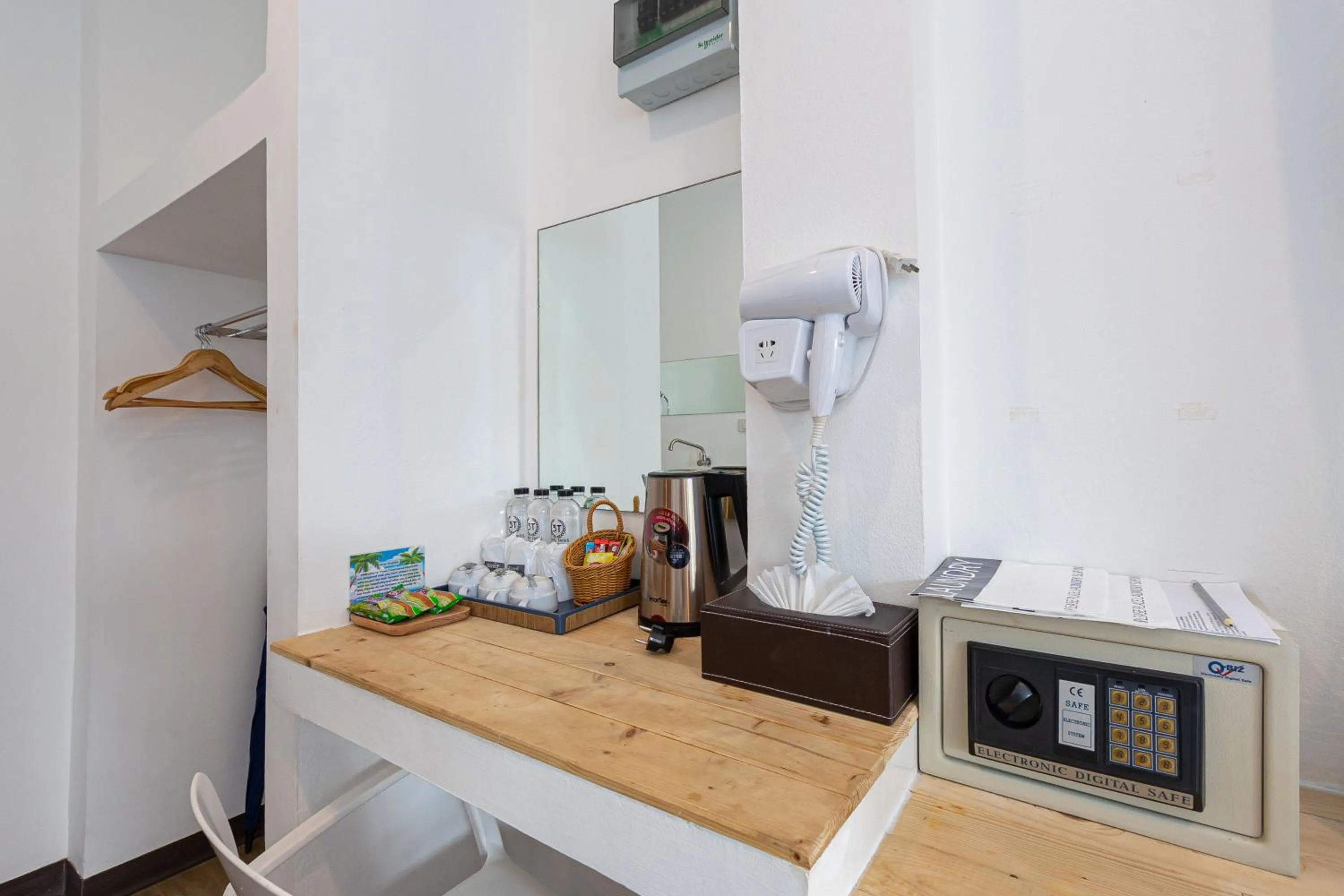 Property building in Three Trees Samui Resort - Sarocha Villa