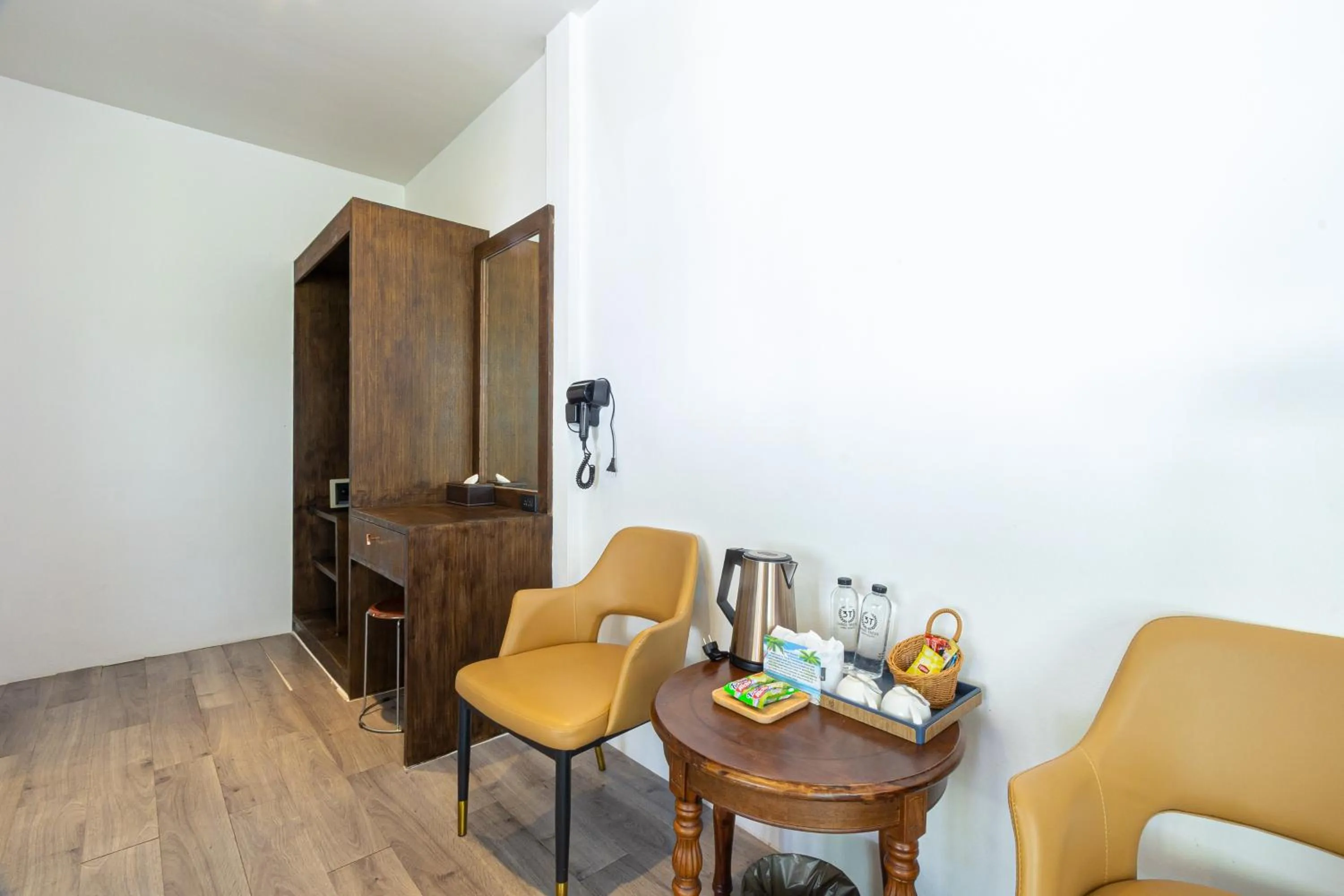 Seating area in Three Trees Samui Resort - Sarocha Villa