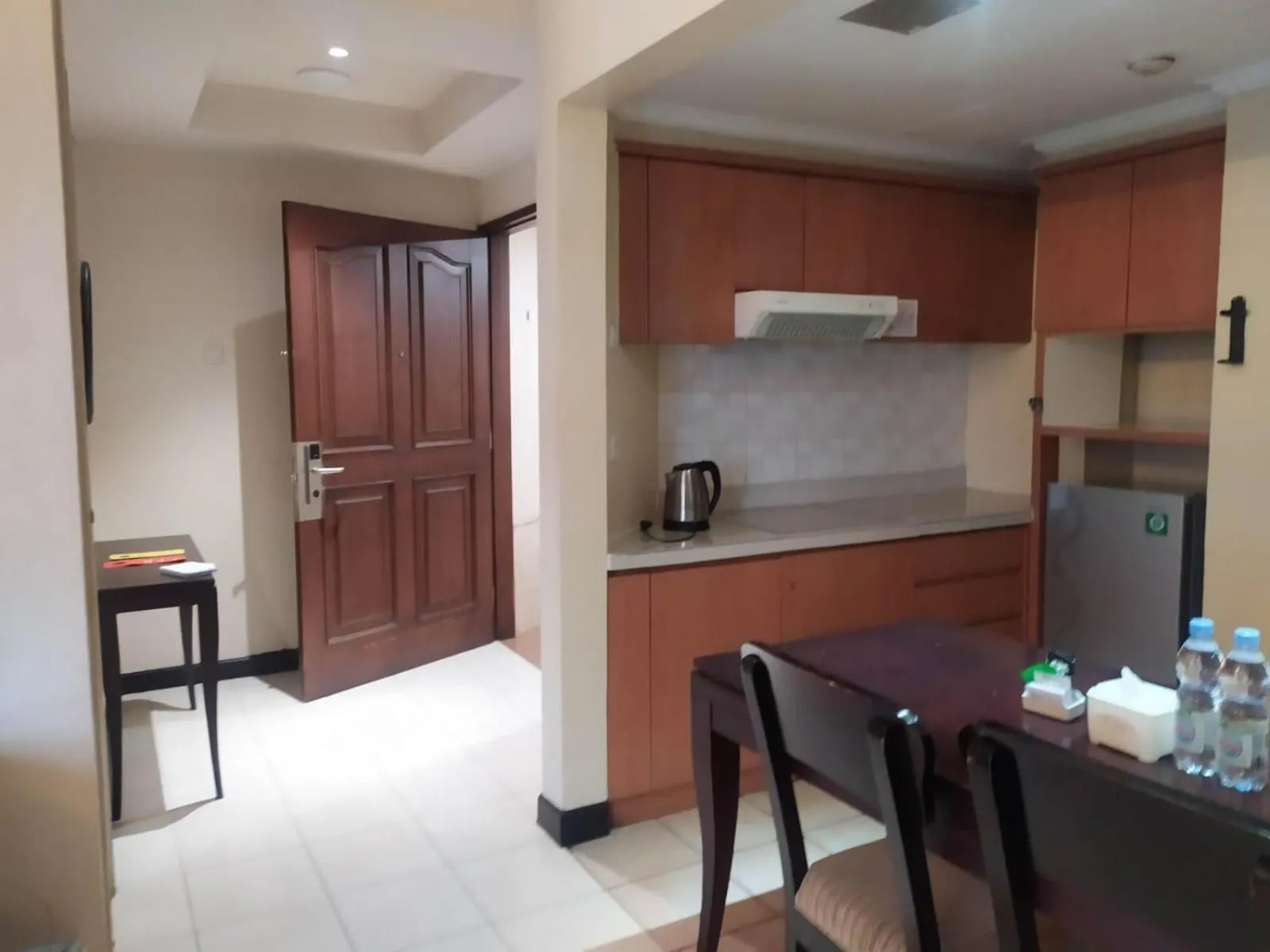 Grand Tropic Suites Hotel