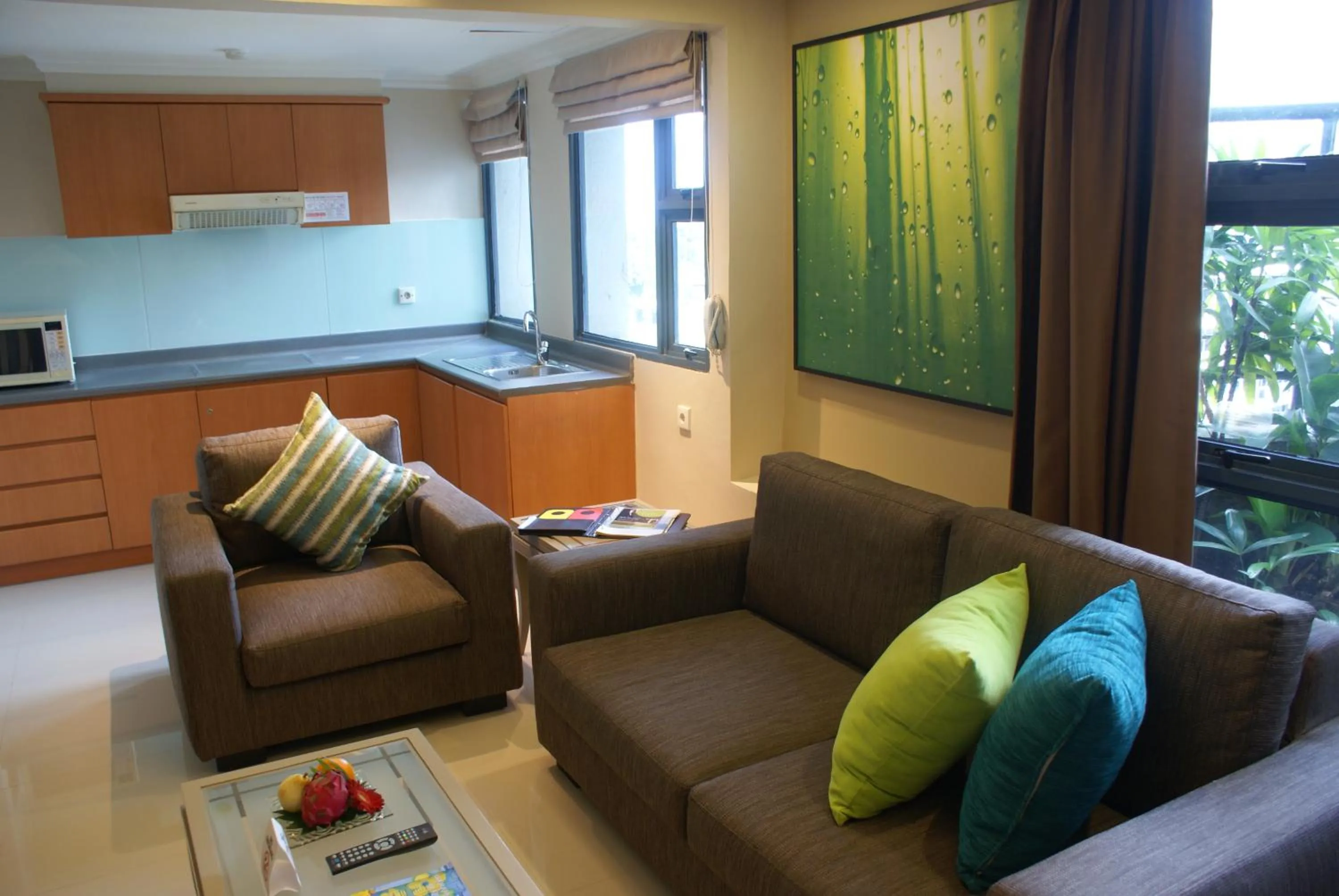 Grand Tropic Suites Hotel