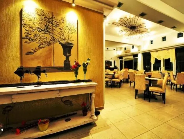 Restaurant/places to eat in Louloudis Boutique Hotel
