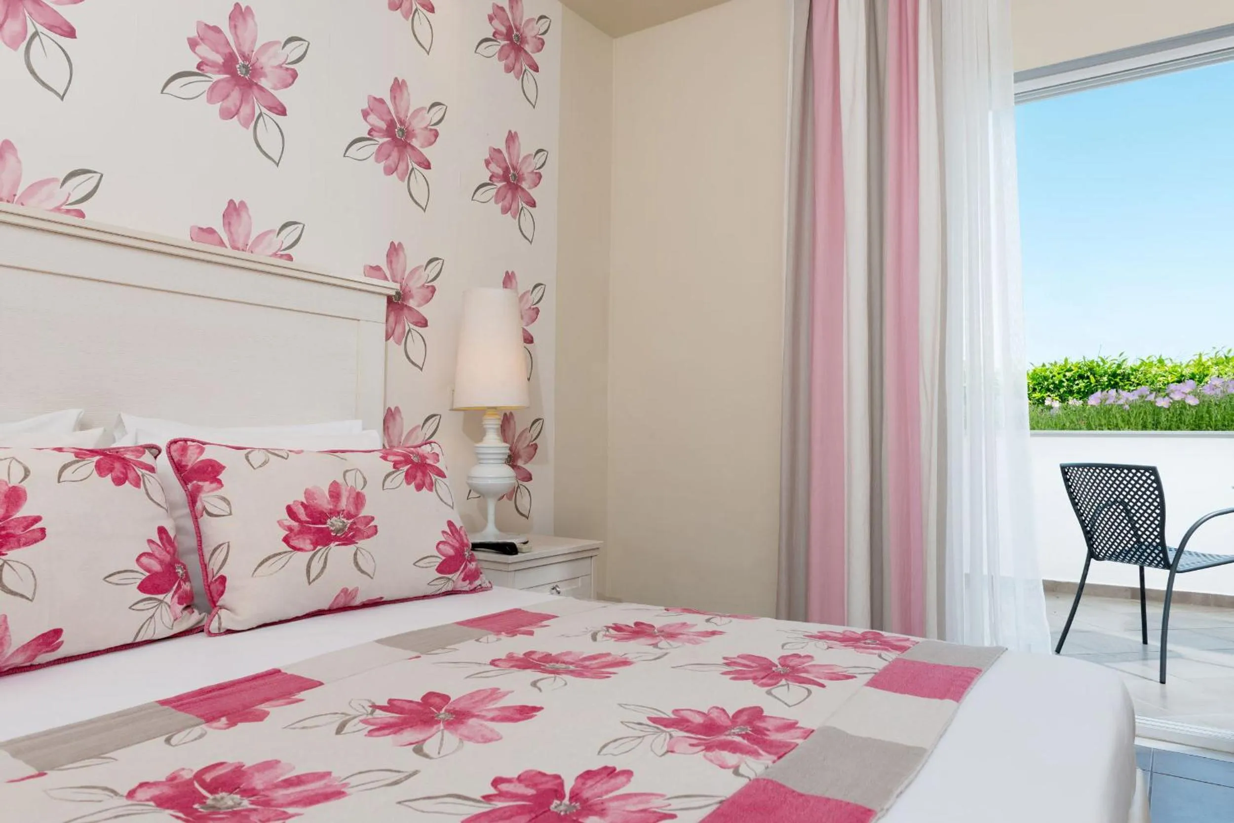 Bed in Louloudis Boutique Hotel