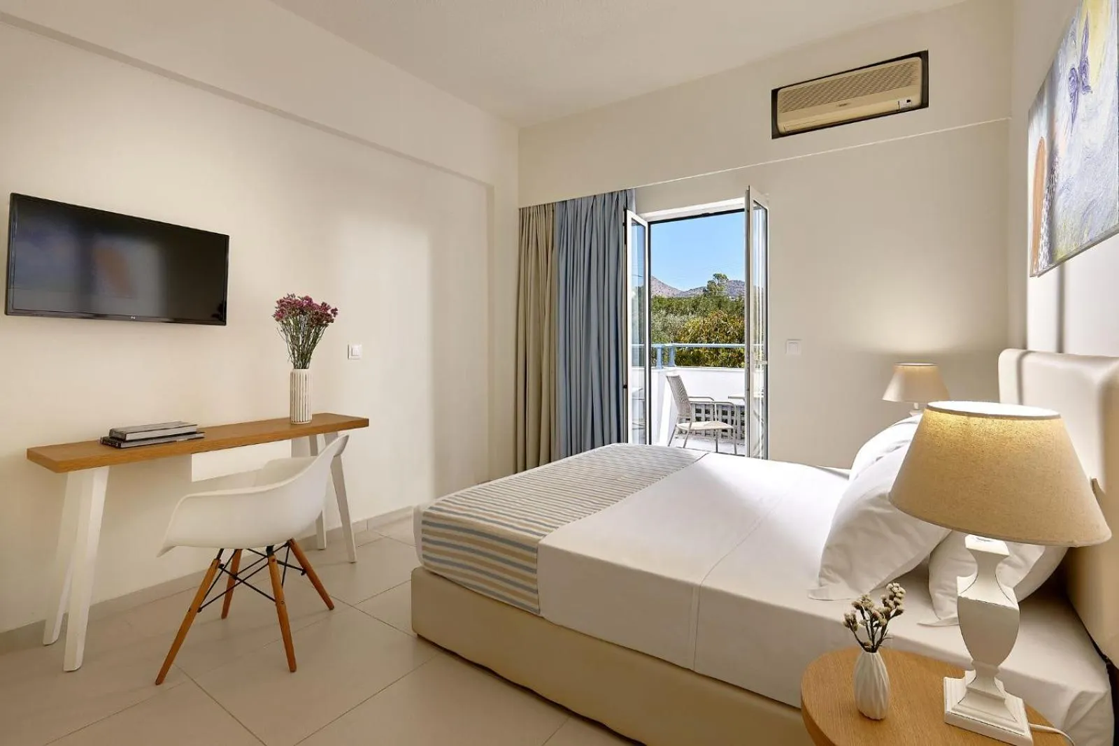 Bed in Vasia Ormos Hotel (Adults Only)