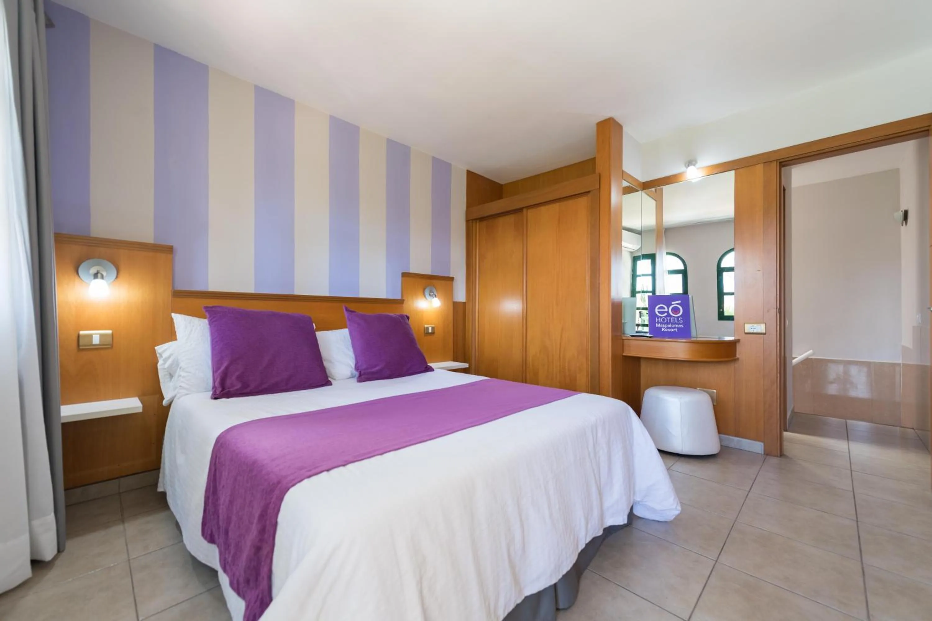 Photo of the whole room, Bed in eó Maspalomas Resort