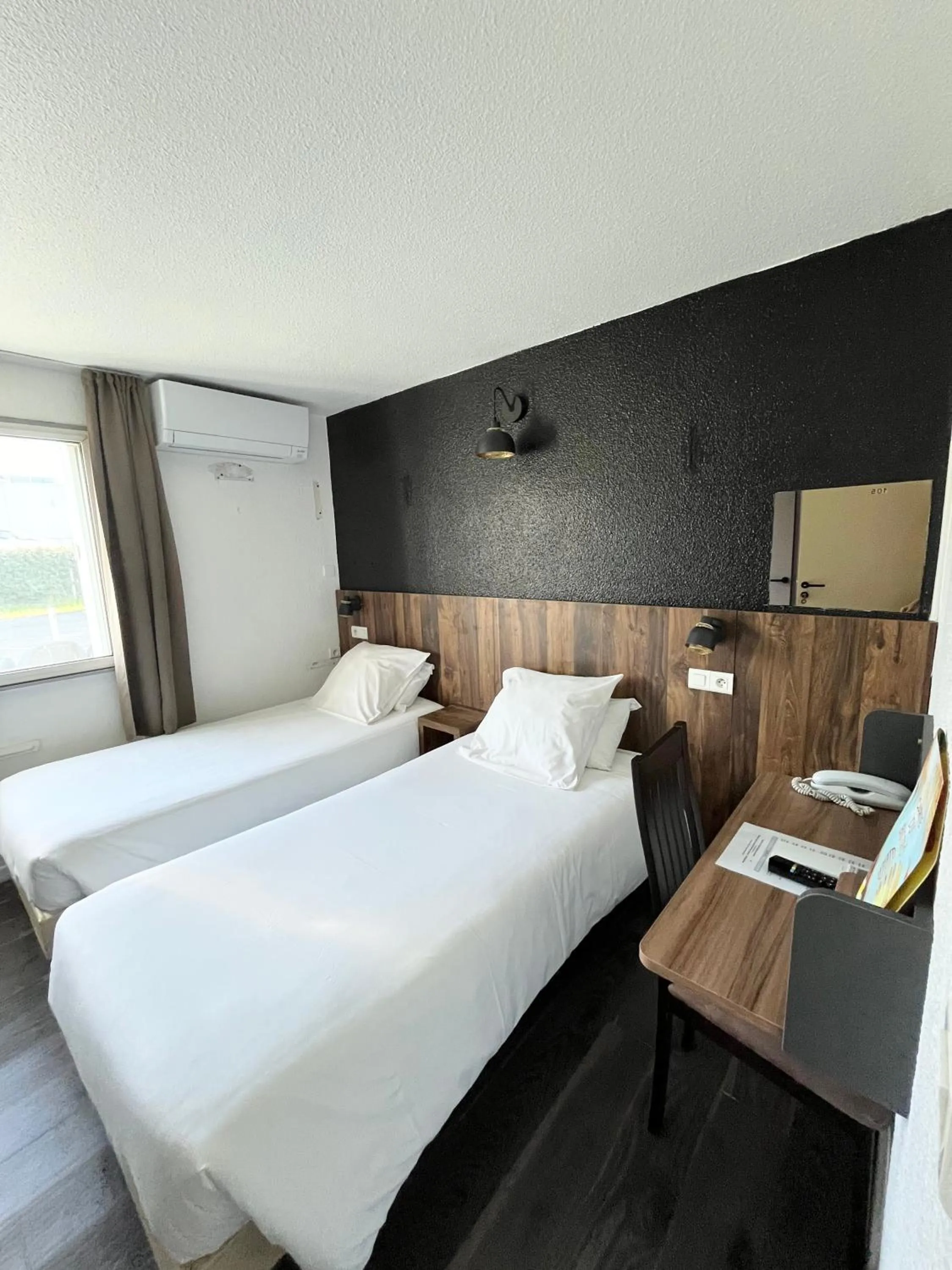 Bedroom, Bed in FastHôtel Mont de Marsan - Un Hôtel FH Collection