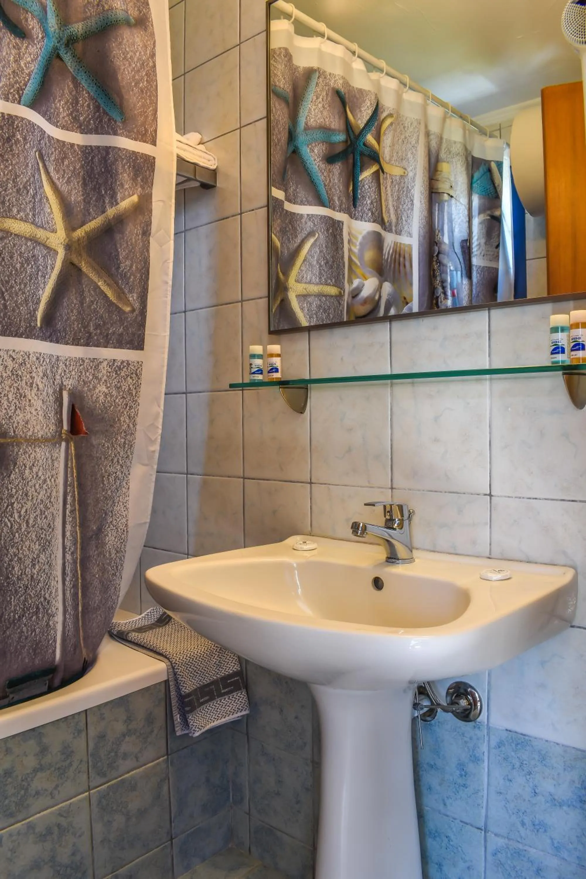 Bathroom in Govino Bay