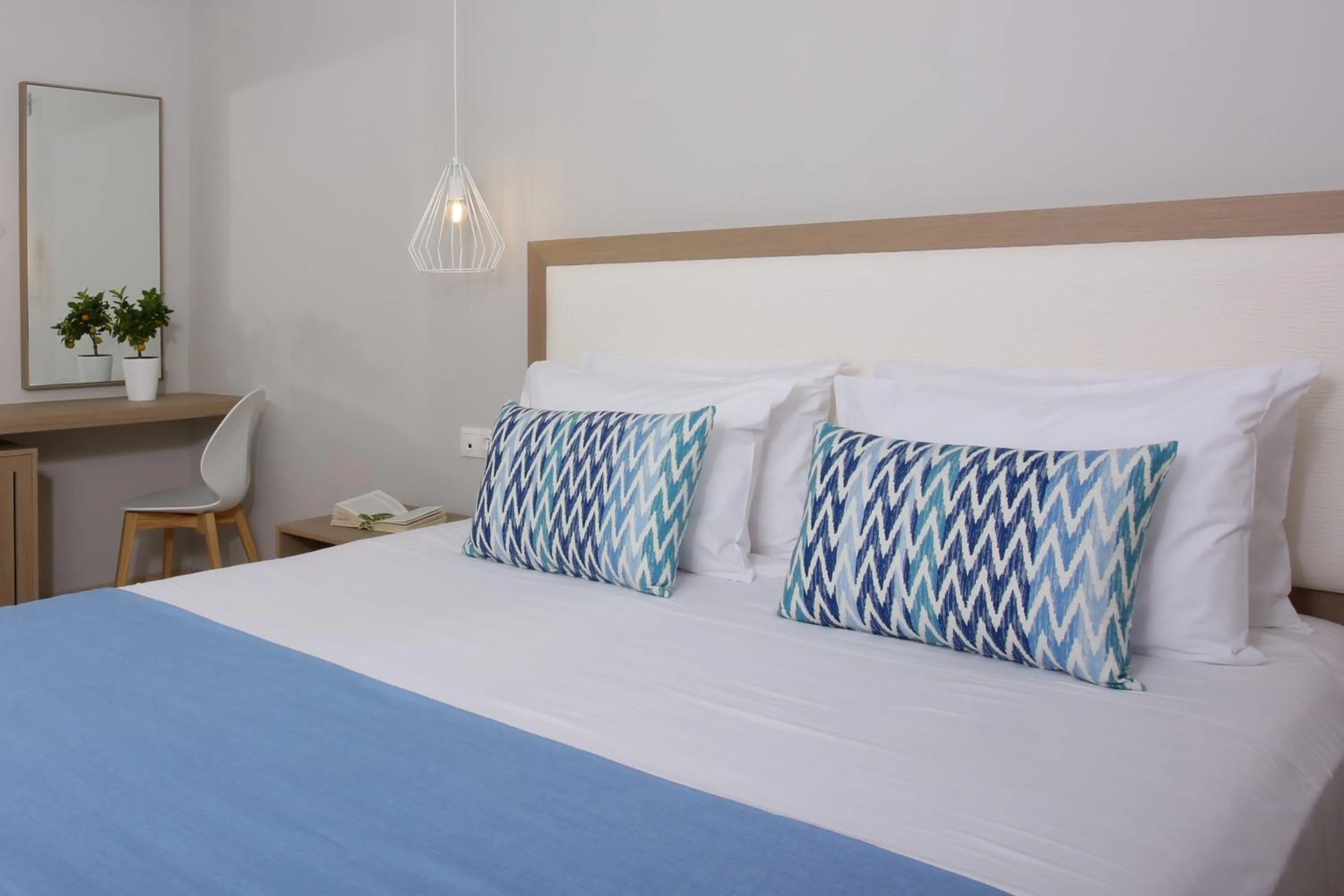 Bedroom, Bed in Paradise Hotel Corfu