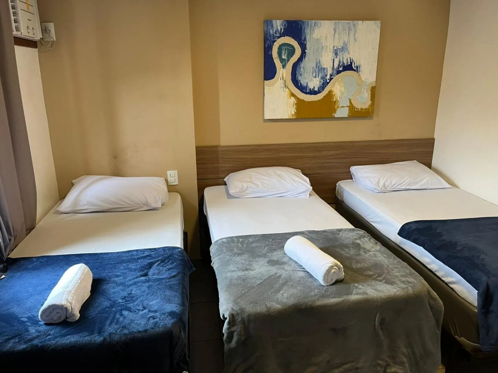 Bed in Itacuruçá Inn