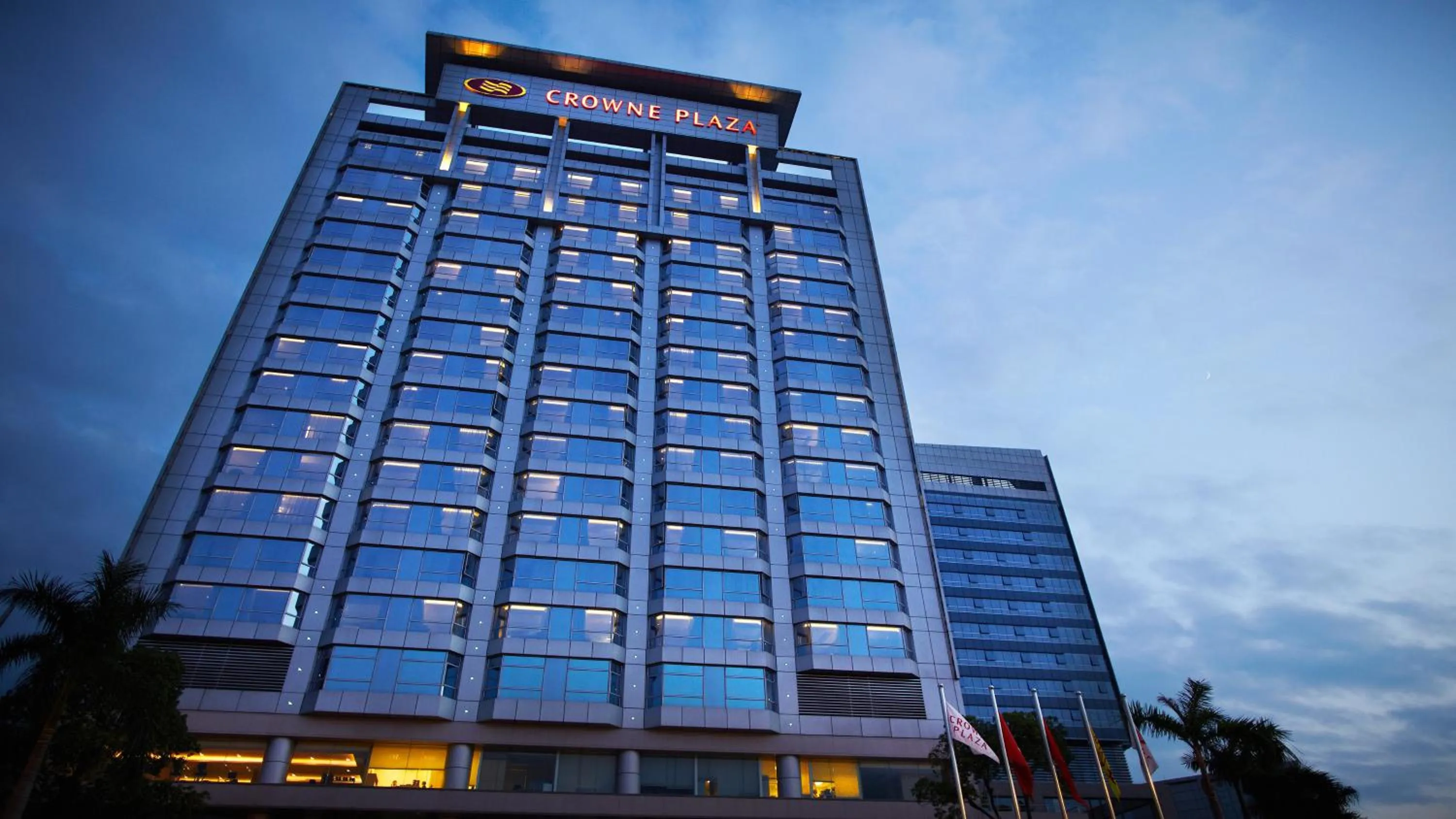 Property building in Crowne Plaza Zhongshan Wing On City by IHG