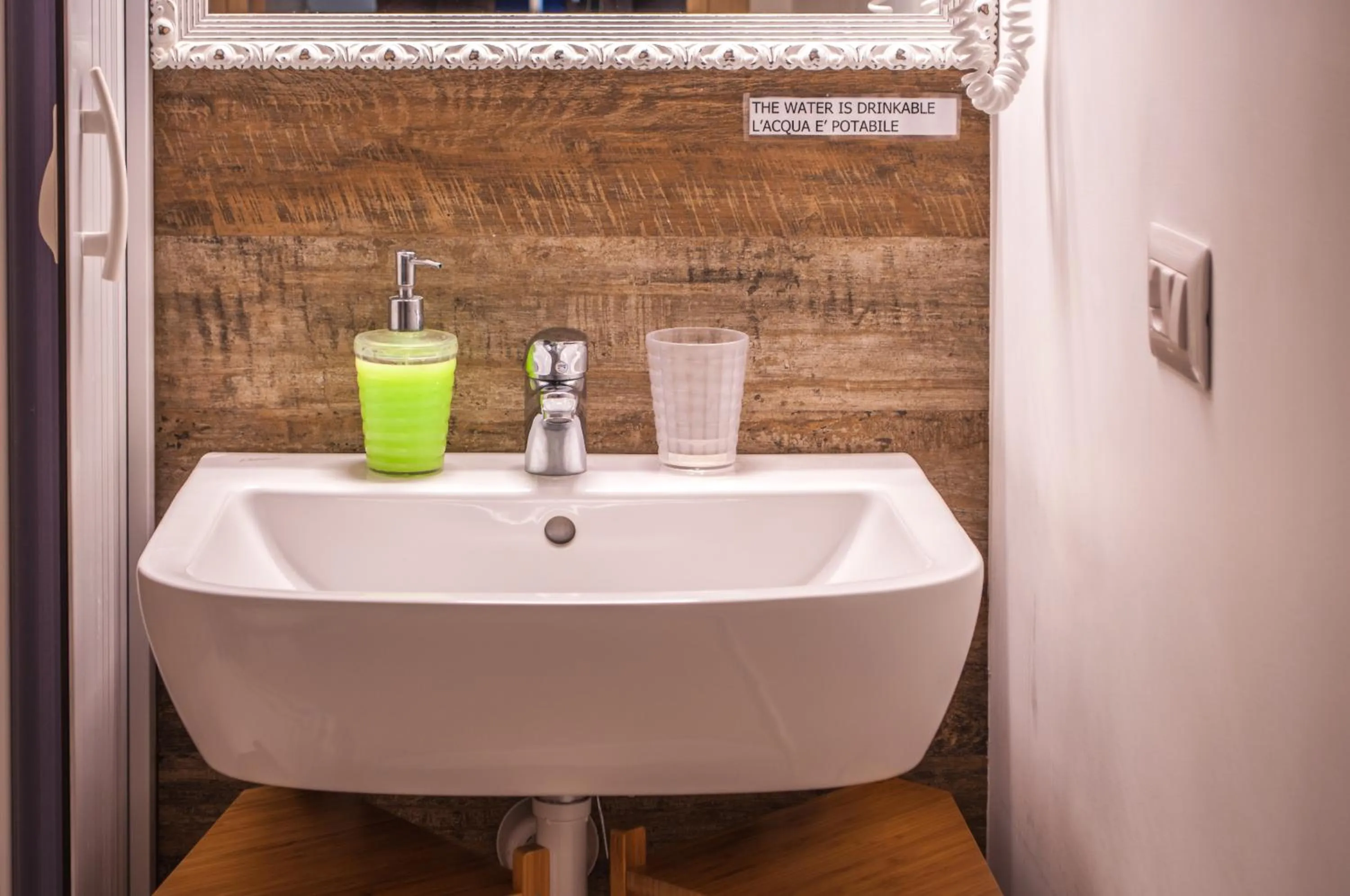 Bathroom in Melo Accommodations