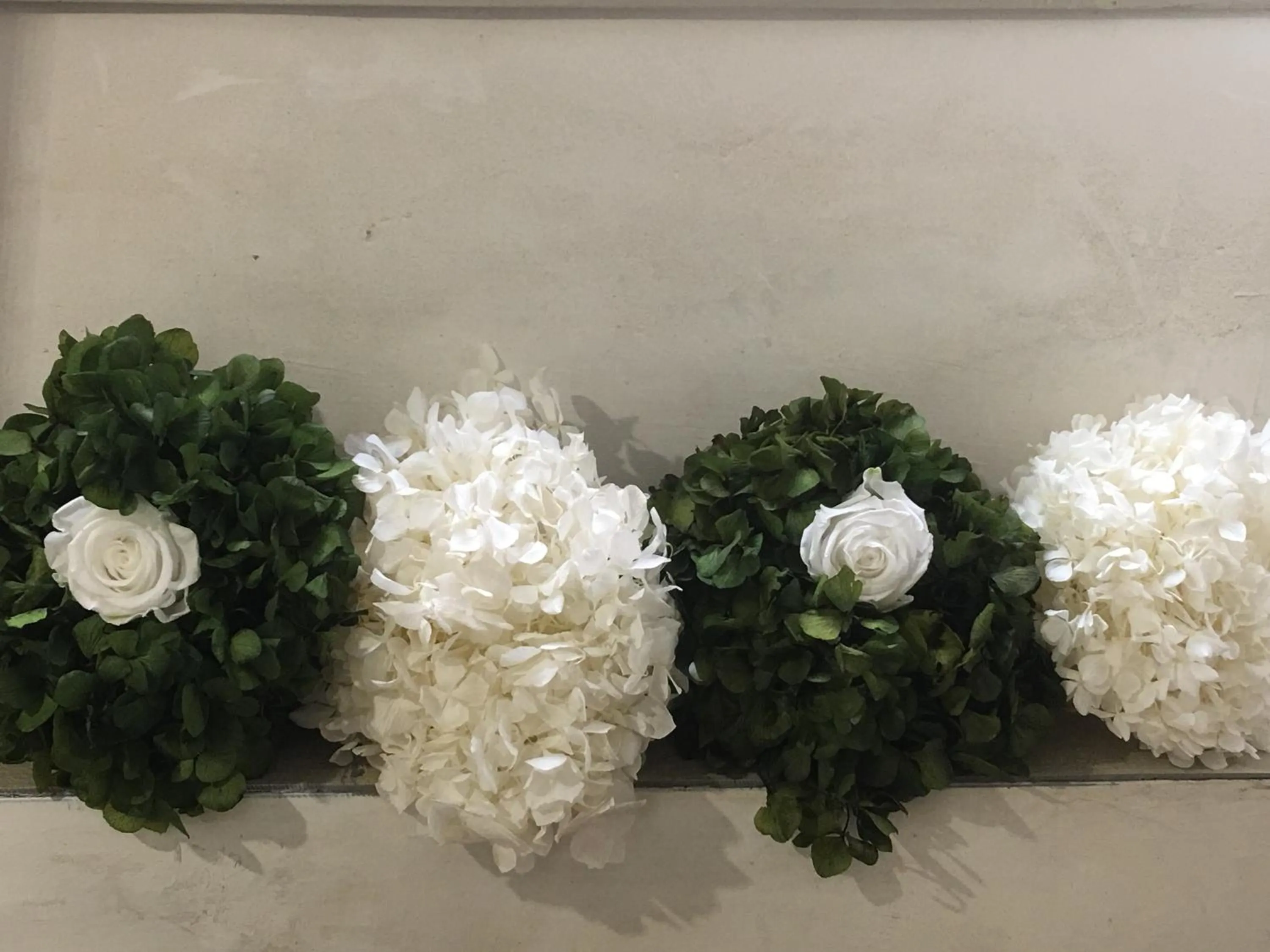 Decorative detail in Il Pozzo di Santa Zita