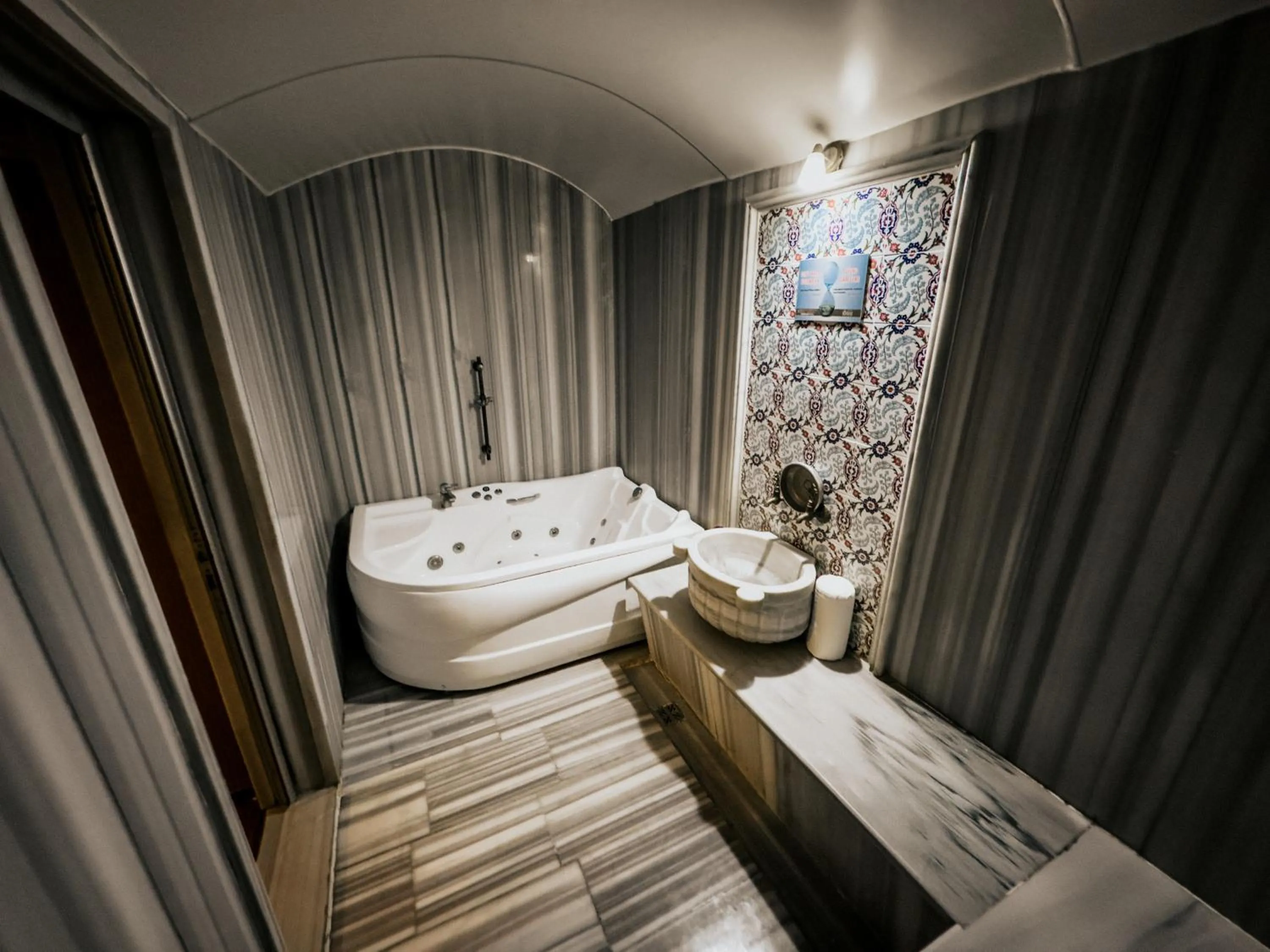 Bed in Elegance Resort Hotel & SPA Wellness-Aqua