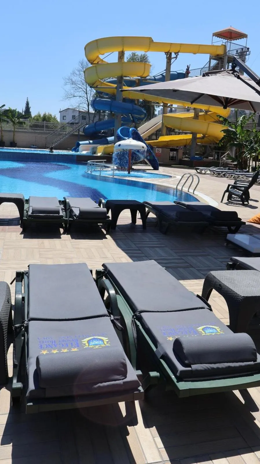 Pool view in Elegance Resort Hotel & SPA Wellness-Aqua